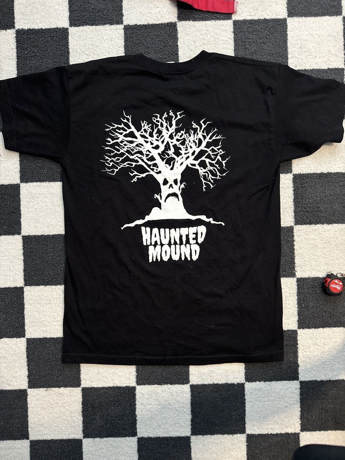Haunted Mound Haunted mound Turnabout T Size US L / EU 52-54 / 3 - 2 Thumbnail