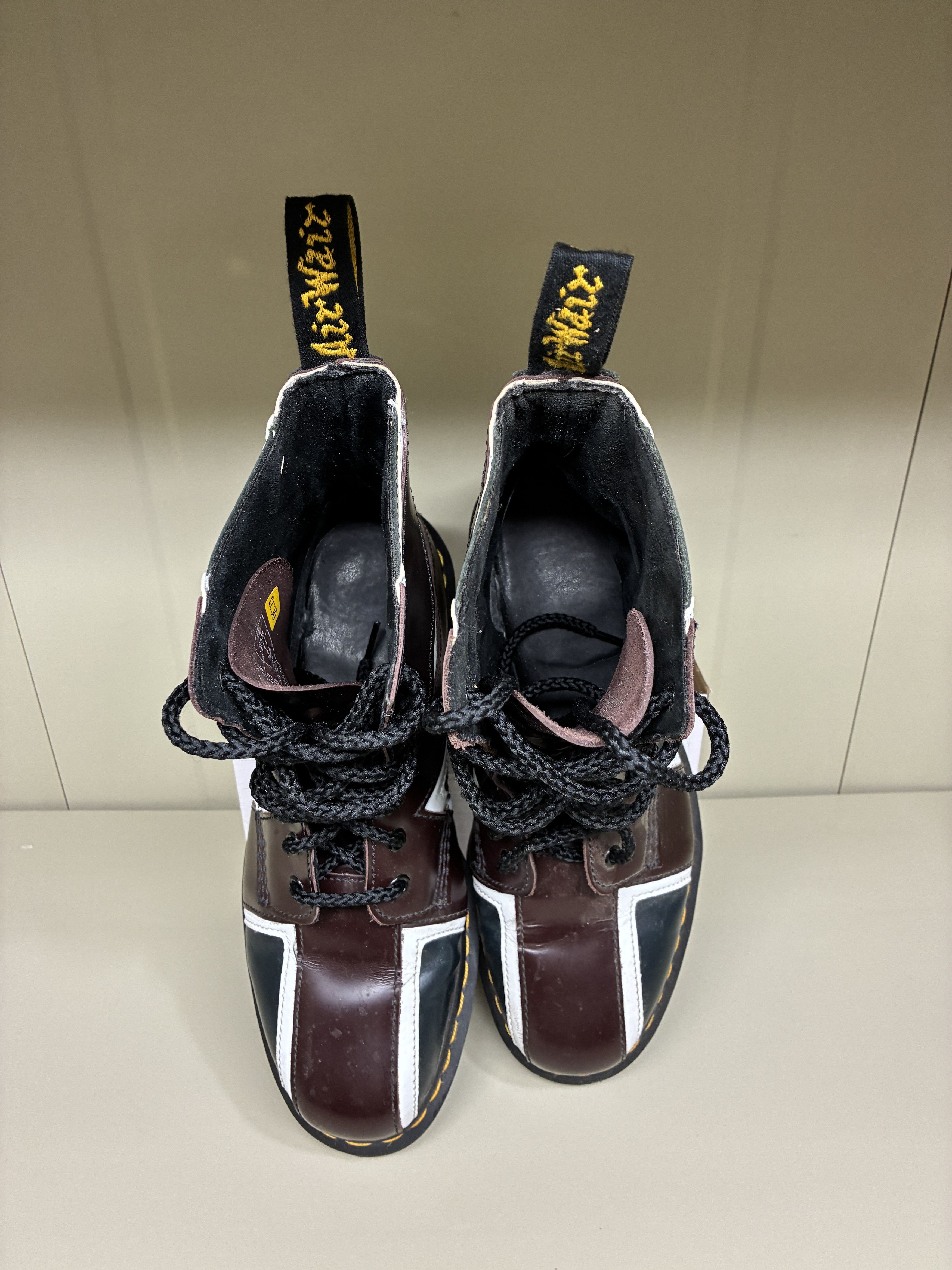 Dr. Martens Dr. Martens 1460 Pascal Brit Union Jack Combat Boot Men's 10 Size US 10 / EU 43 - 4 Thumbnail