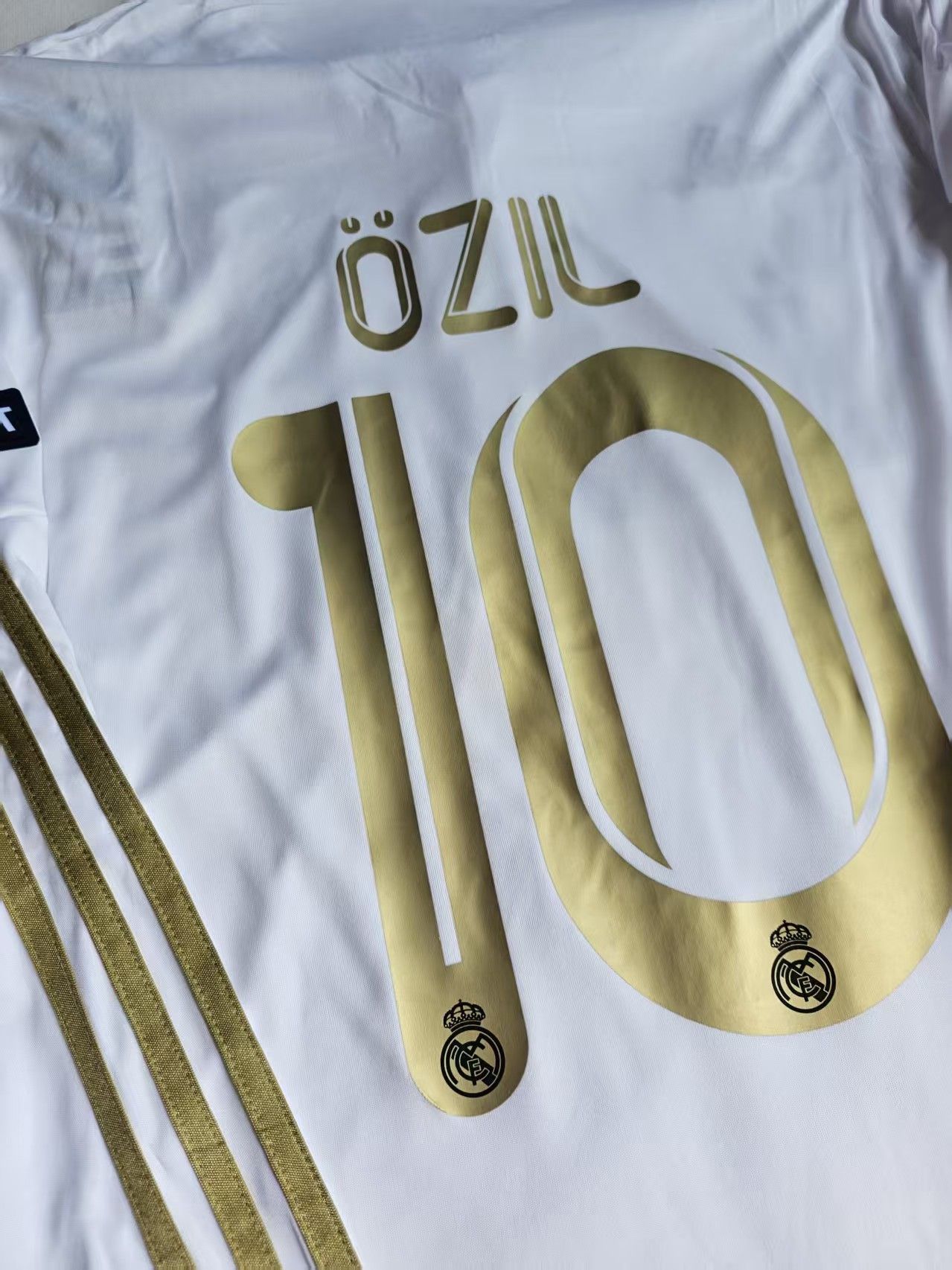 Other 2011 2012 Real Madrid #10 Mesut Özil Jersey Longsleeve Size US XXL / EU 58 / 5 - 5 Thumbnail