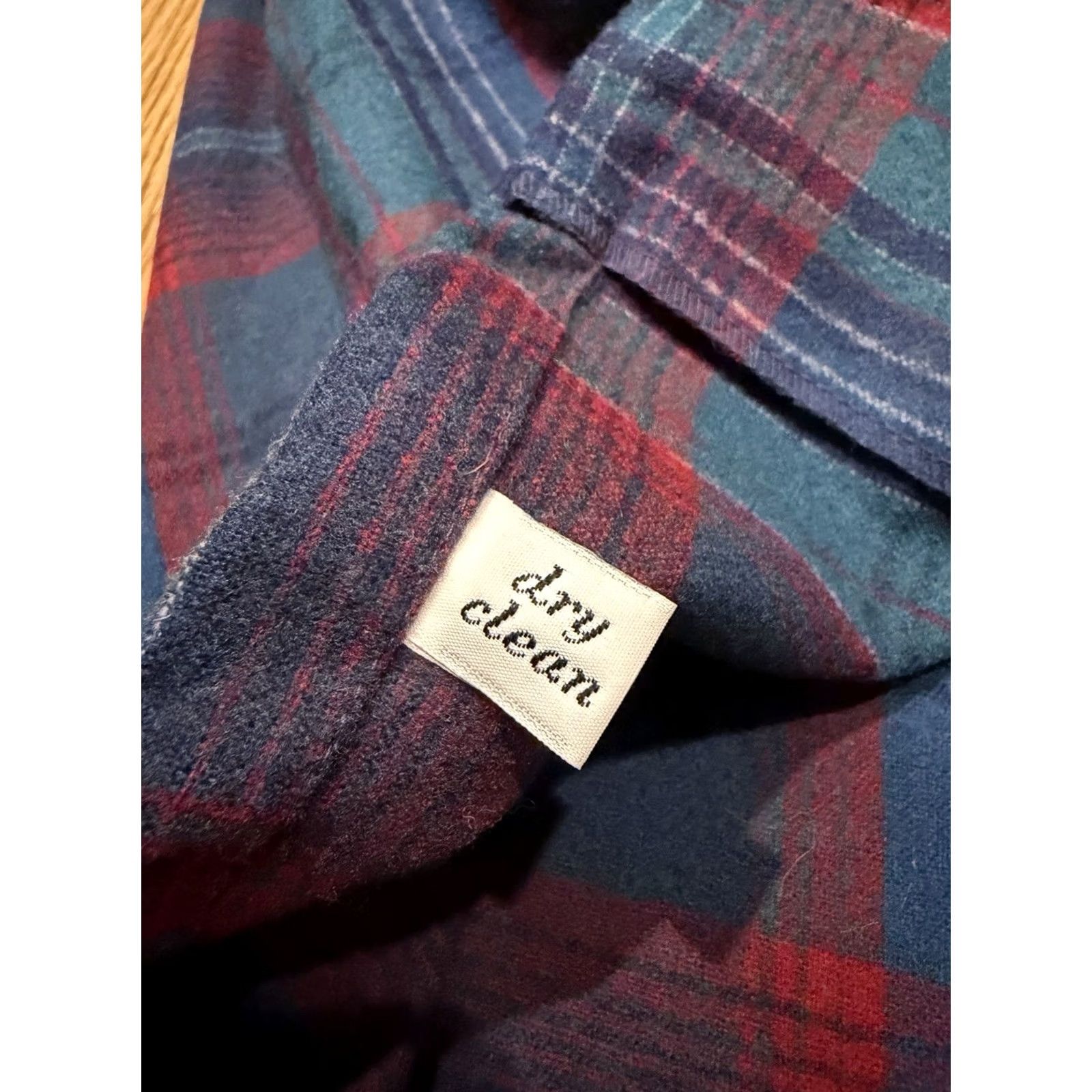 Pendleton VINTAGE Pendleton Board Shirt Men’s Large Wool Flannel Button-Up Long Sleeve Plaid Collared 60s 70s 80s Retro Mens Size US M / EU 48-50 / 2 - 7 Thumbnail