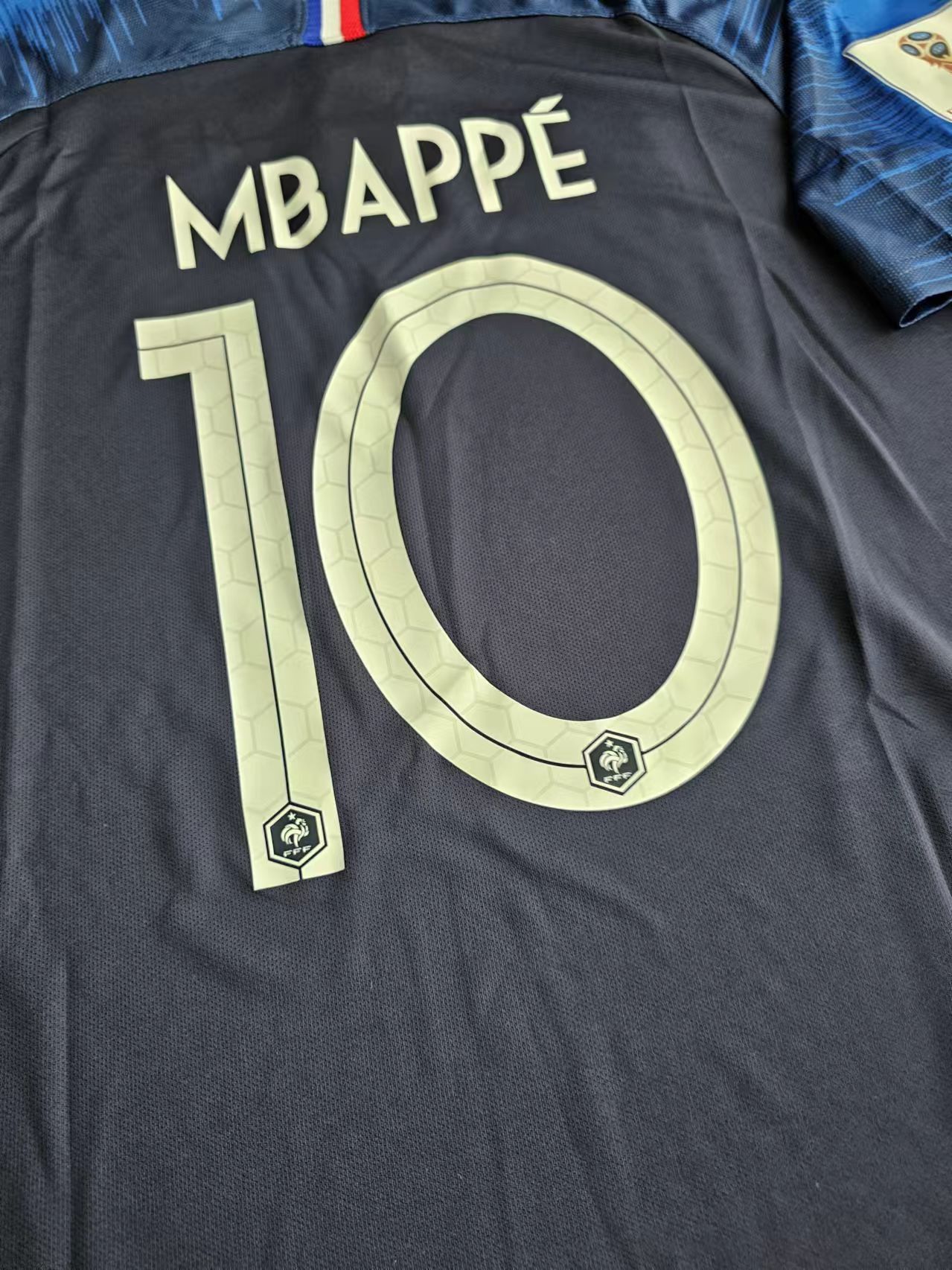 Other 2018 World France #10 Mbappé Jersey Size US L / EU 52-54 / 3 - 4 Thumbnail