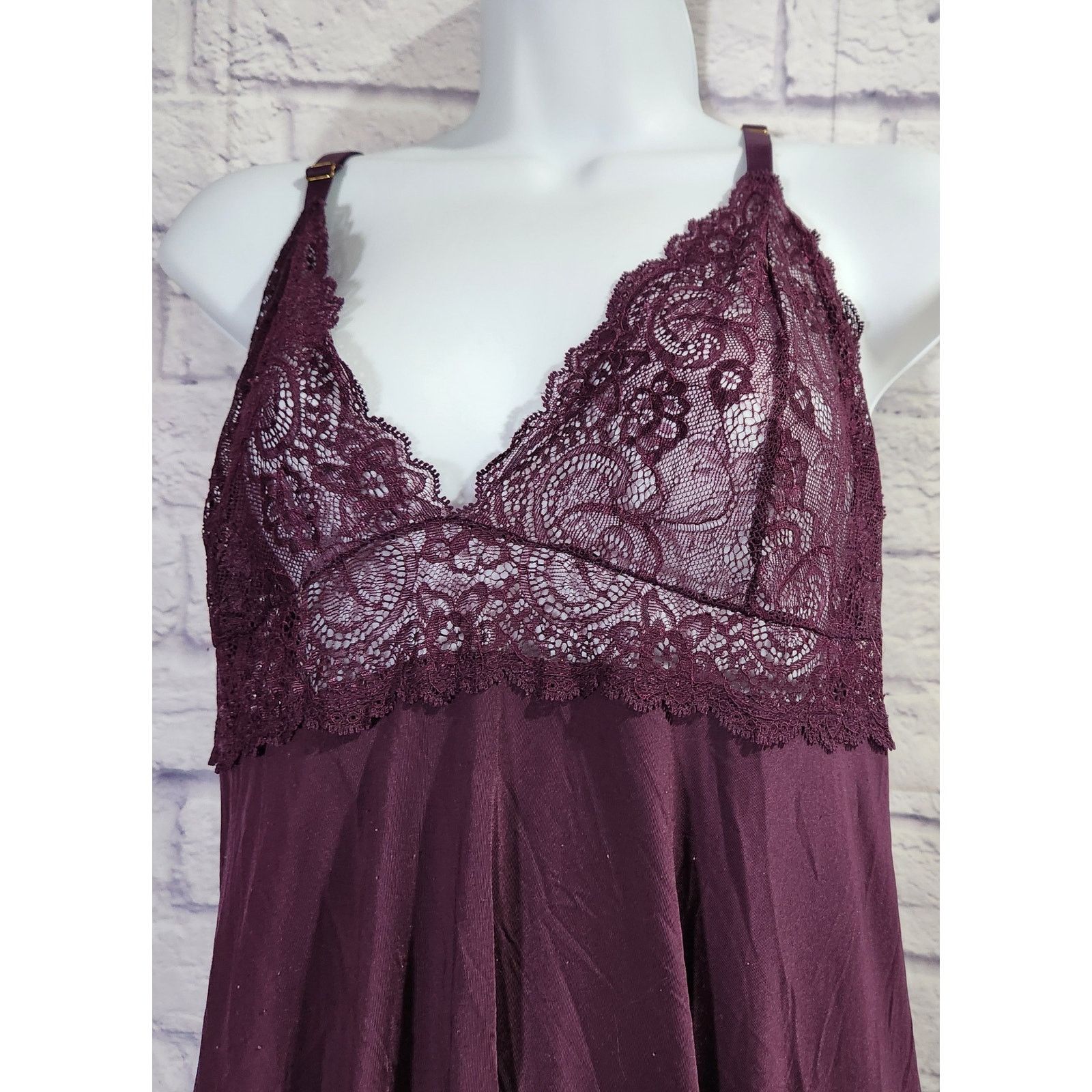Other Escante Collection Burgundy Lace Bodice Babydoll Lingerie 1X Size XL / US 12-14 / IT 48-50 - 2 Thumbnail