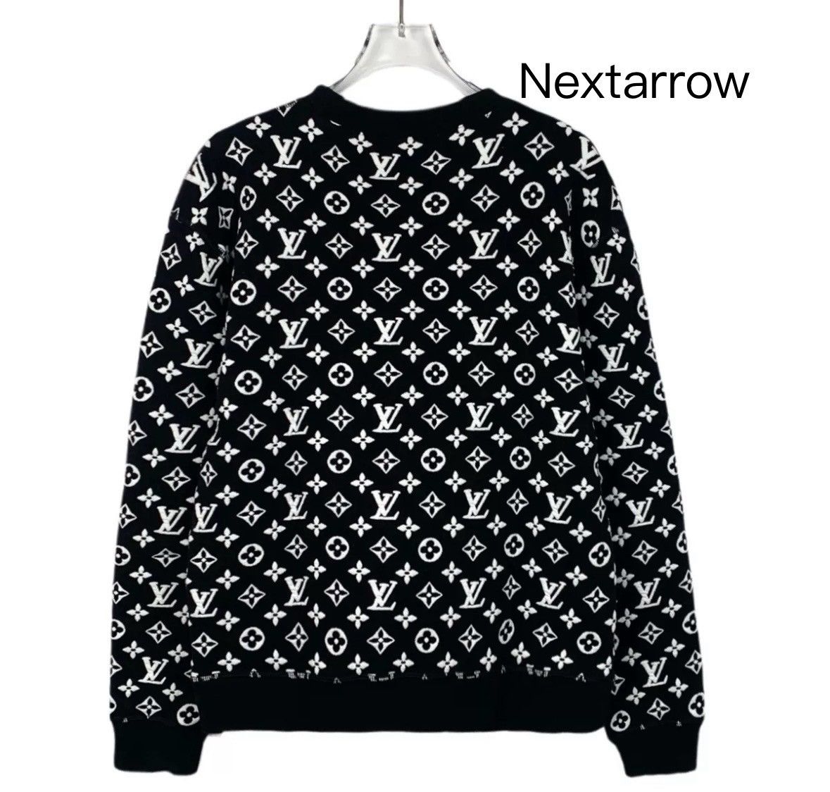 Louis Vuitton Louis Vuitton Lv black round neck long sleeved sweatshirt Size US S / EU 44-46 / 1 - 2 Thumbnail