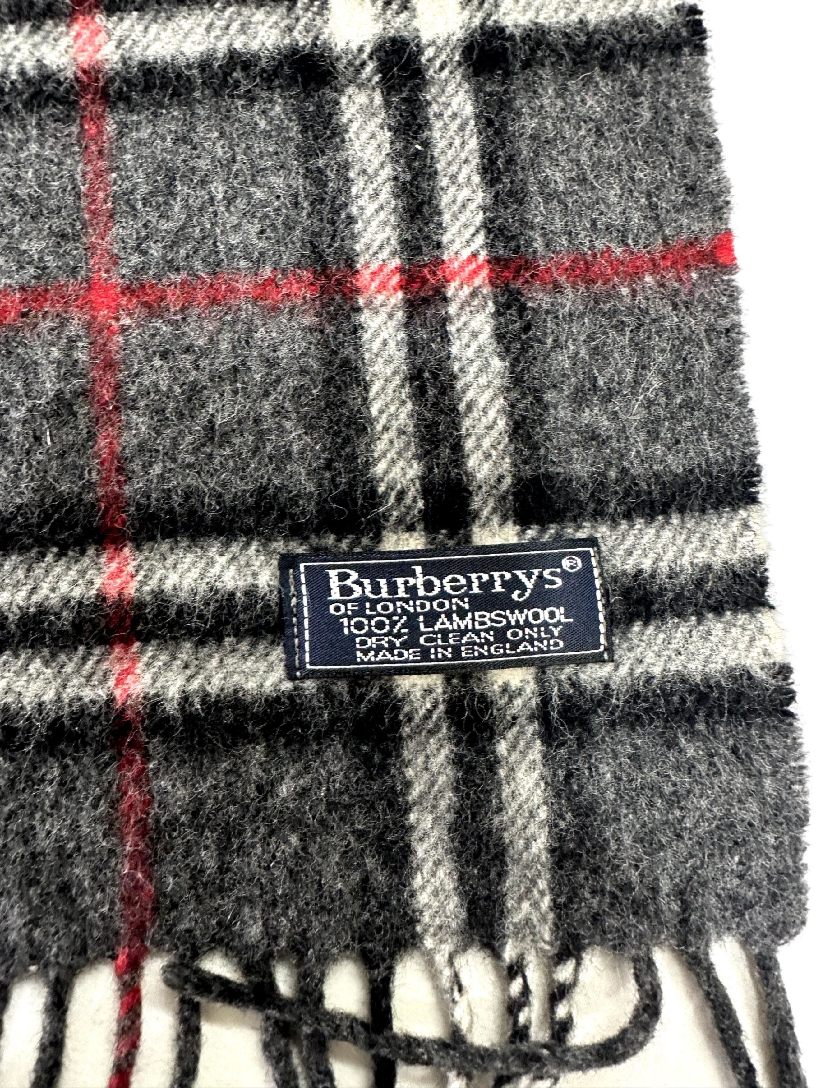 Burberry Burberrys Classic Check Grey 100% Lambswool Unisex Scarf Size ONE SIZE - 4 Thumbnail