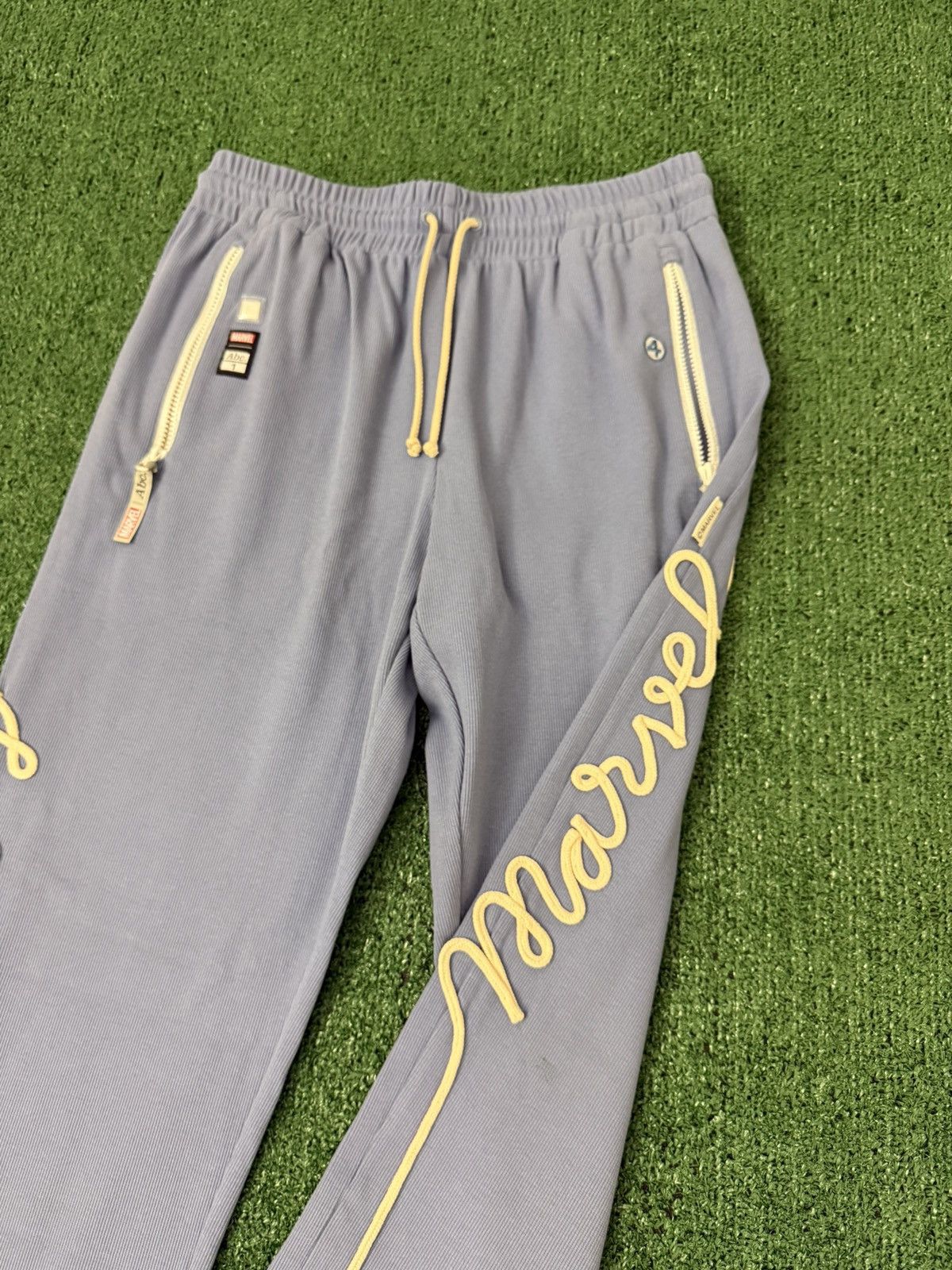 Advisory Board Crystals Advisory Board Crystals x Marvel Fantastic Four Pants Size US 32 / EU 48 - 3 Thumbnail