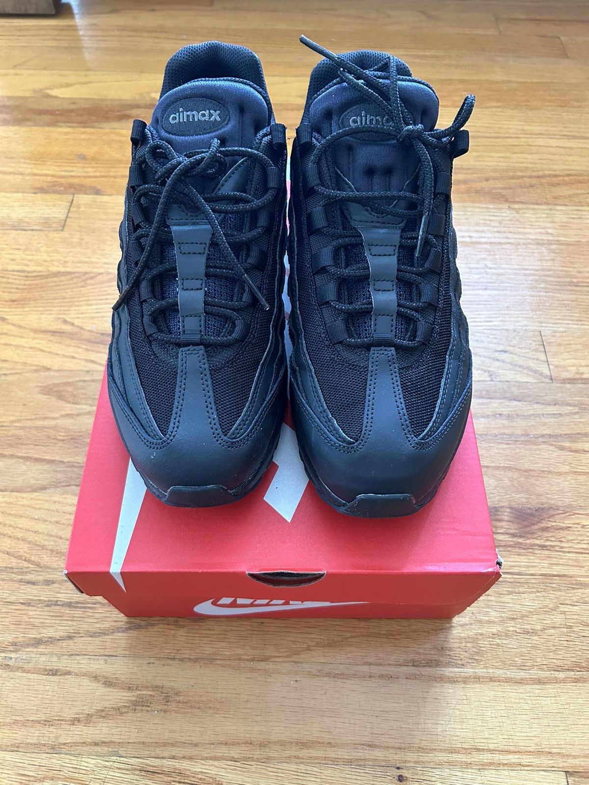 Nike Nike Air Max 95 Black *NEW* Size US 9.5 / EU 42-43 - 3 Thumbnail