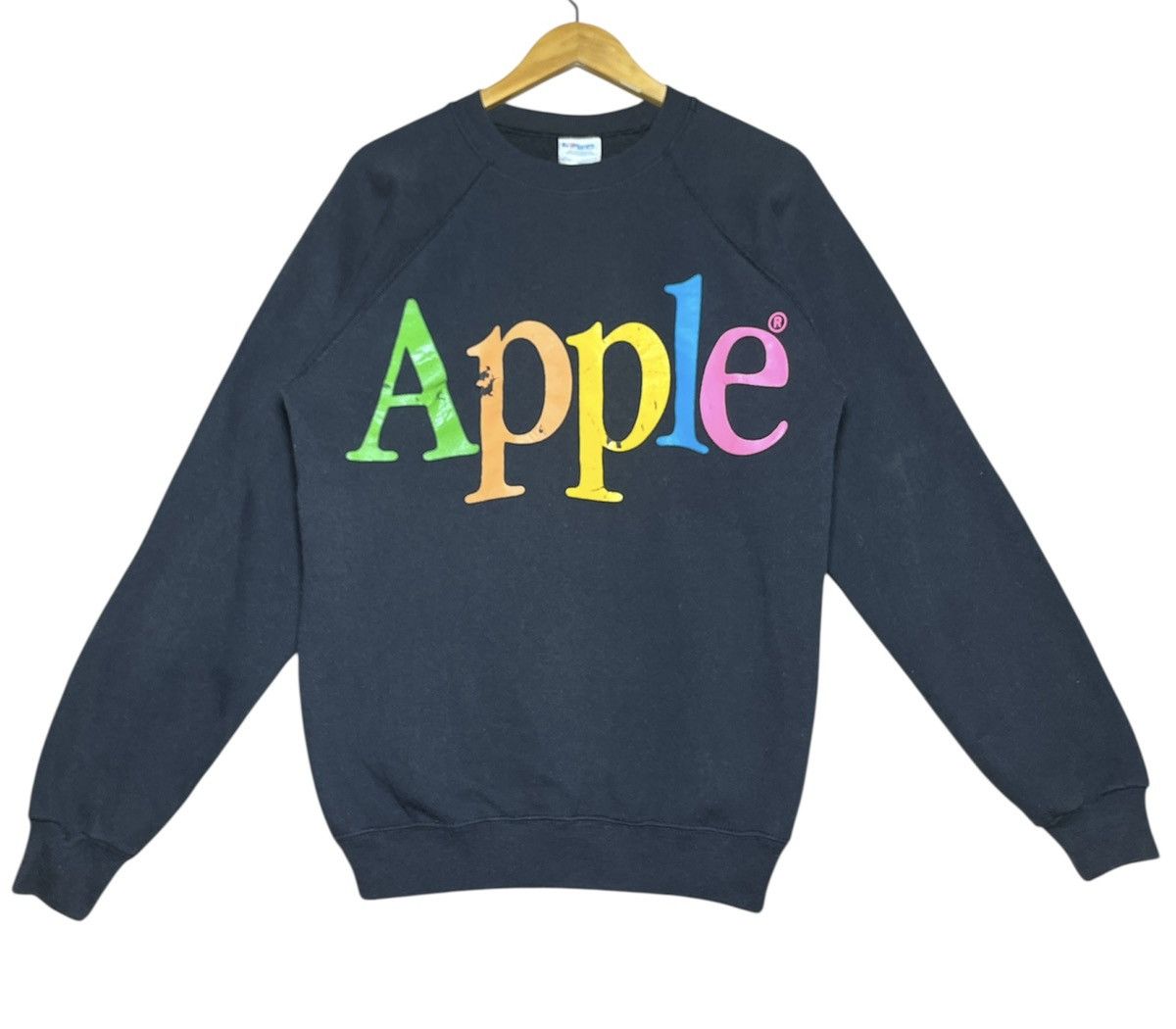 Hanes Vintage 80’s Apple Rainbow Logo Crewneck Sweatshirt Size US L / EU 52-54 / 3 - 1 Thumbnail