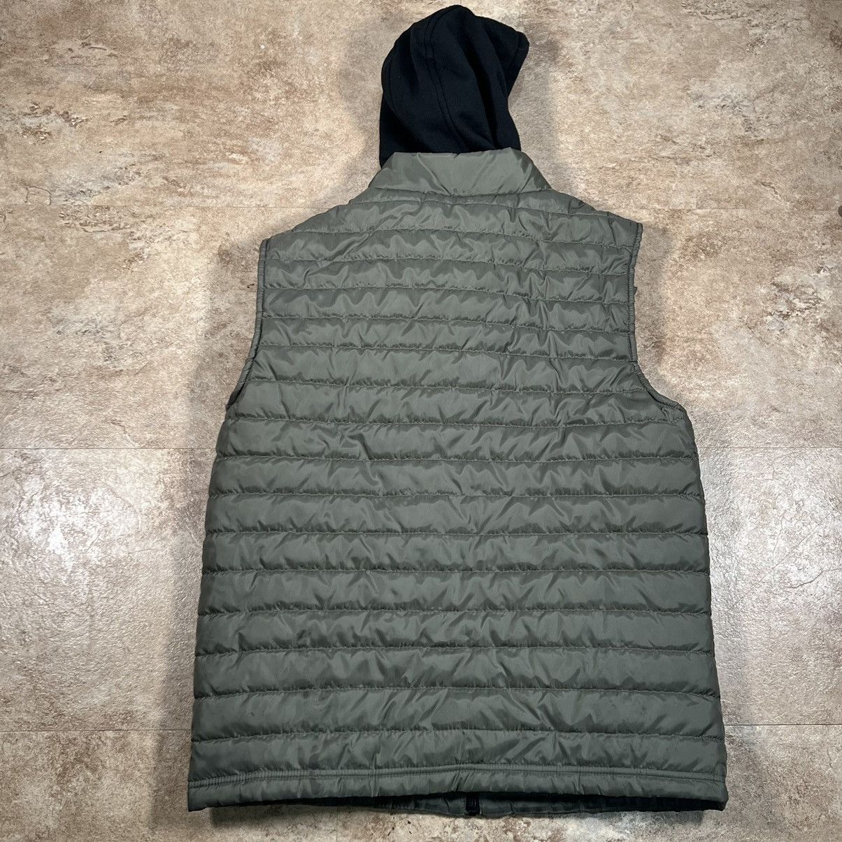 Ecko Unltd. × Marc Ecko Y2k Ecko Unltd Olive Green Hooded Puffer Vest Size Medium Size US M / EU 48-50 / 2 - 9 Thumbnail