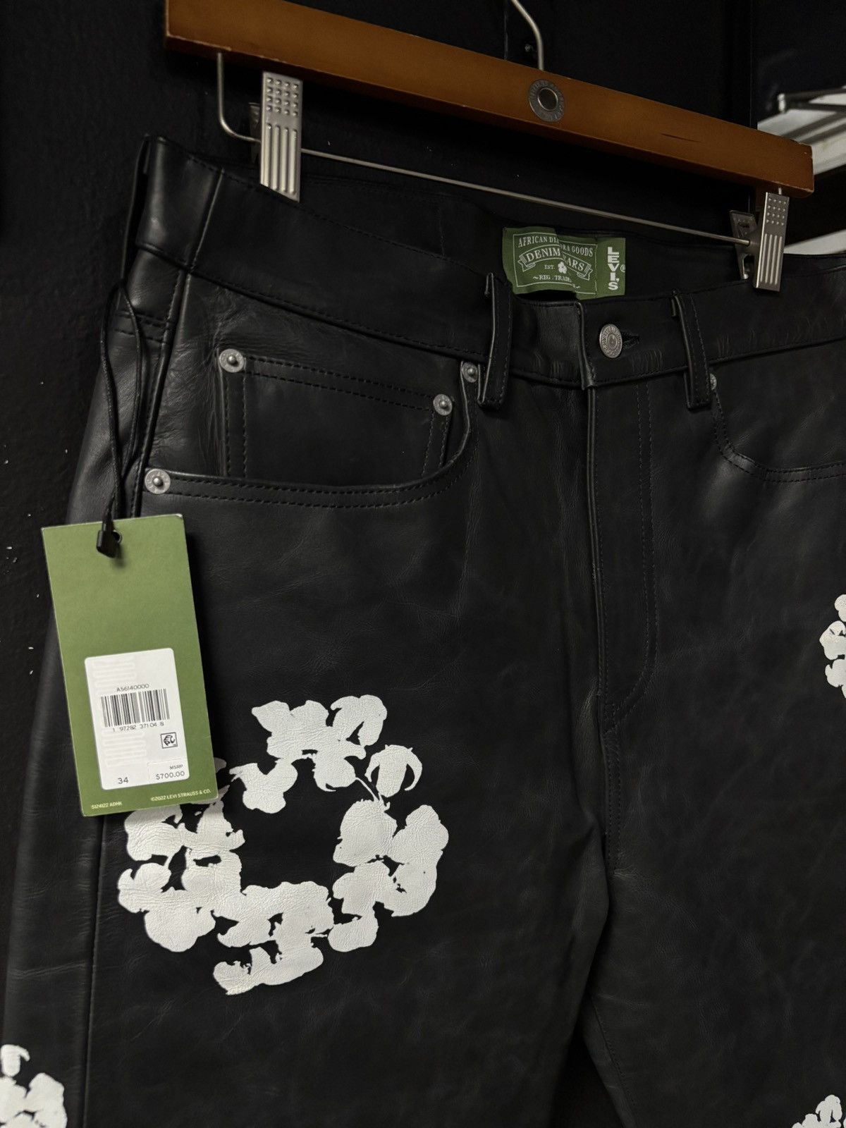 DENIM TEARS Denim Tears Black Leather Pants cotton wreath Size US 34 / EU 50 - 2 Thumbnail