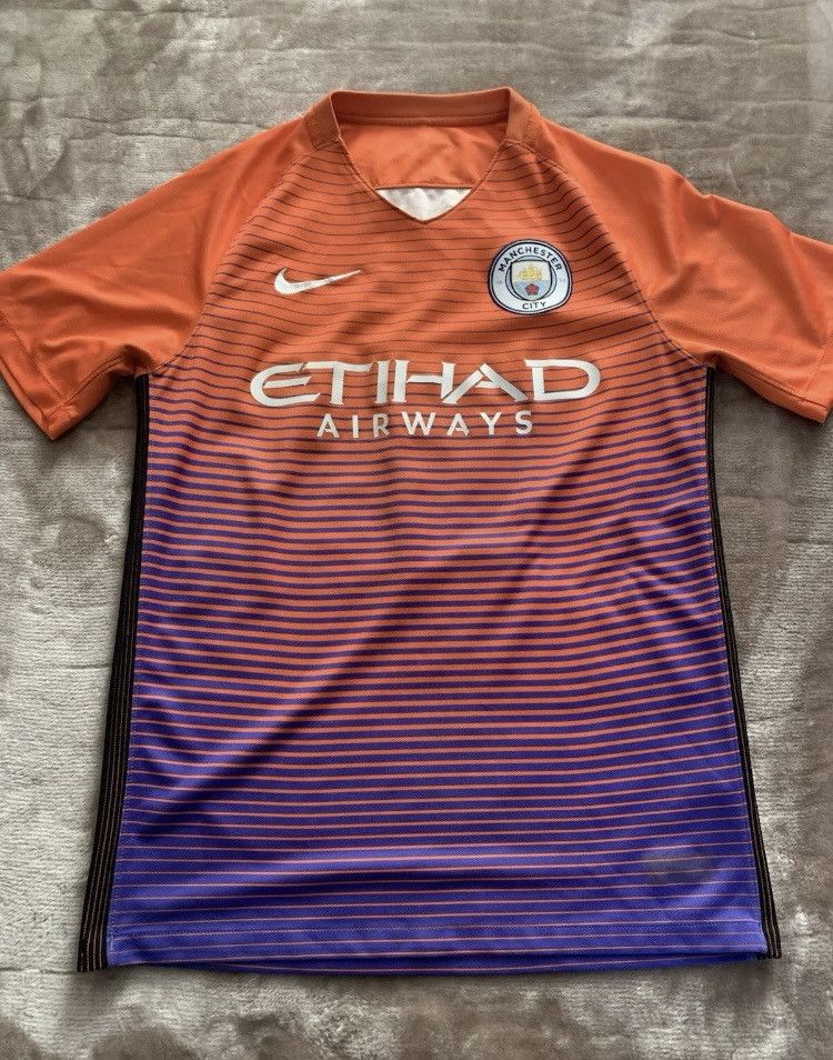 Nike Aguero jersey manchester city Size US S / EU 44-46 / 1 - 2 Thumbnail