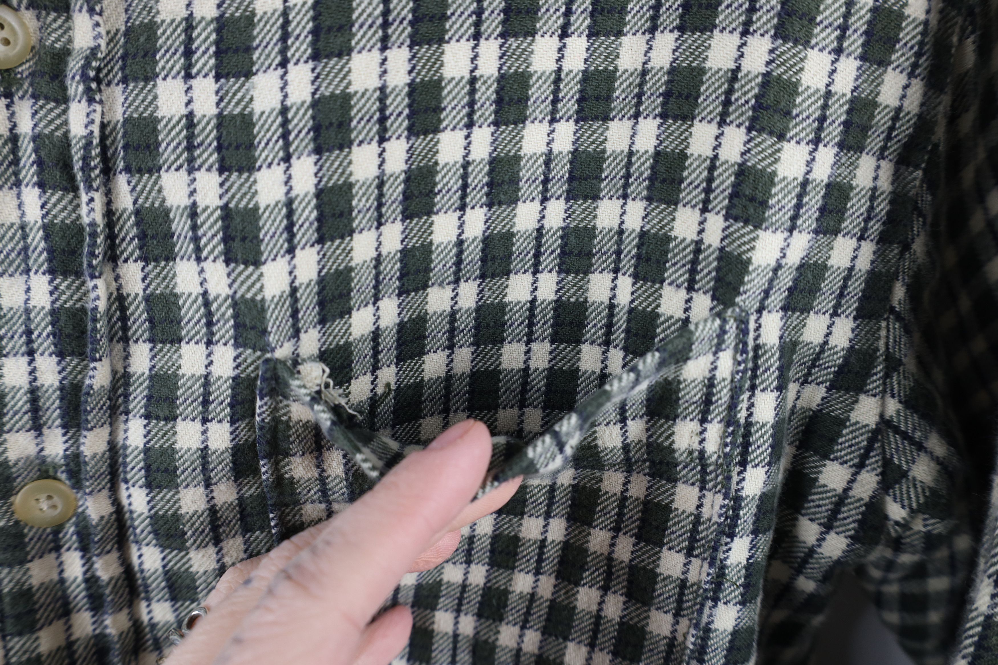 J.Crew × Vintage Vintage 90s J Crew Flannel Collared Button Down Shirt Plaid Size US S / EU 44-46 / 1 - 4 Thumbnail