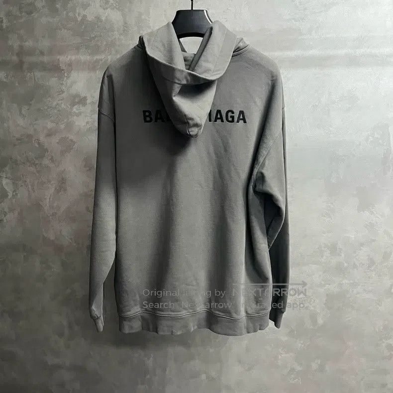 Balenciaga Balenciaga sweatshirt Size US L / EU 52-54 / 3 - 5 Thumbnail