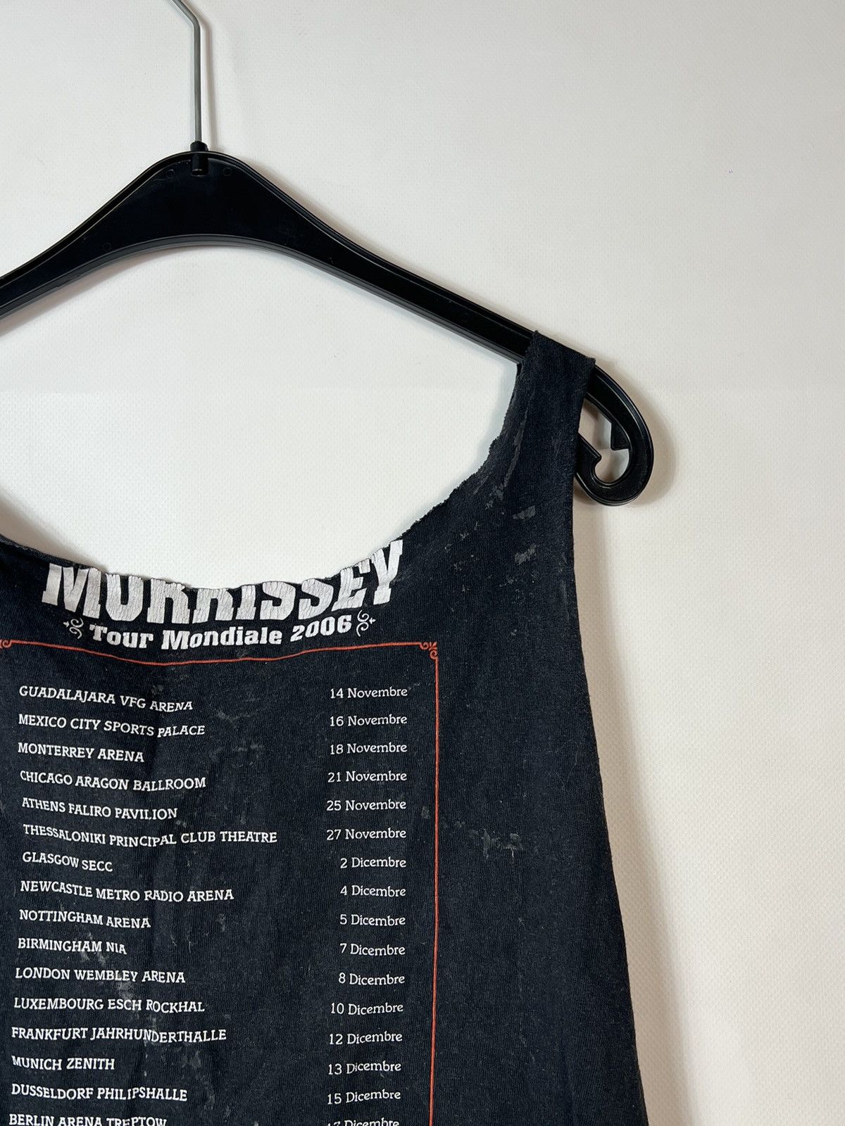 Vintage 🔥1+1=3🔥Morrissey 2006 Vintage Tour Mondiale Tank Top Tee Size US M / EU 48-50 / 2 - 8 Thumbnail