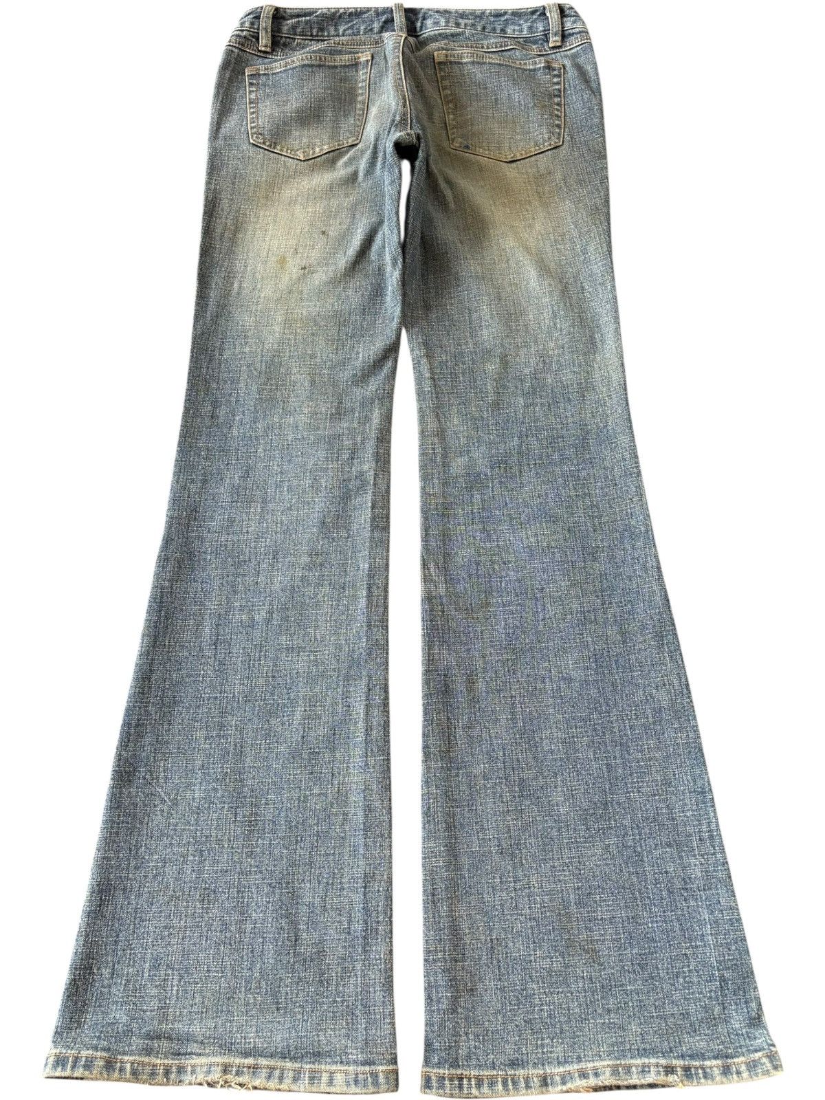 Uniqlo Vintage Uniqlo Mud Wash Distress Low Rise Flare Jeans Size 29" - 2 Thumbnail