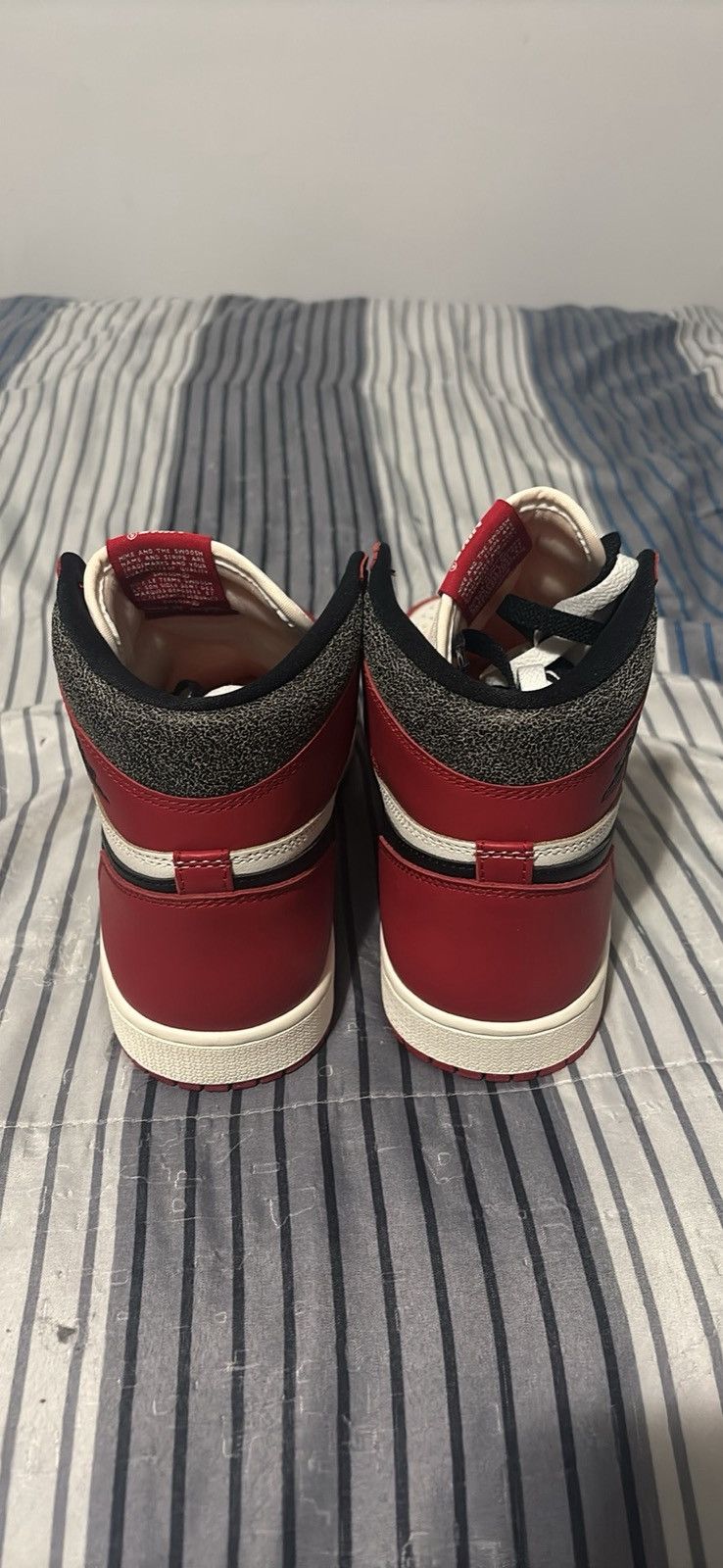 Jordan Brand Jordan 1 Lost and Found Size US 10 / EU 43 - 4 Thumbnail