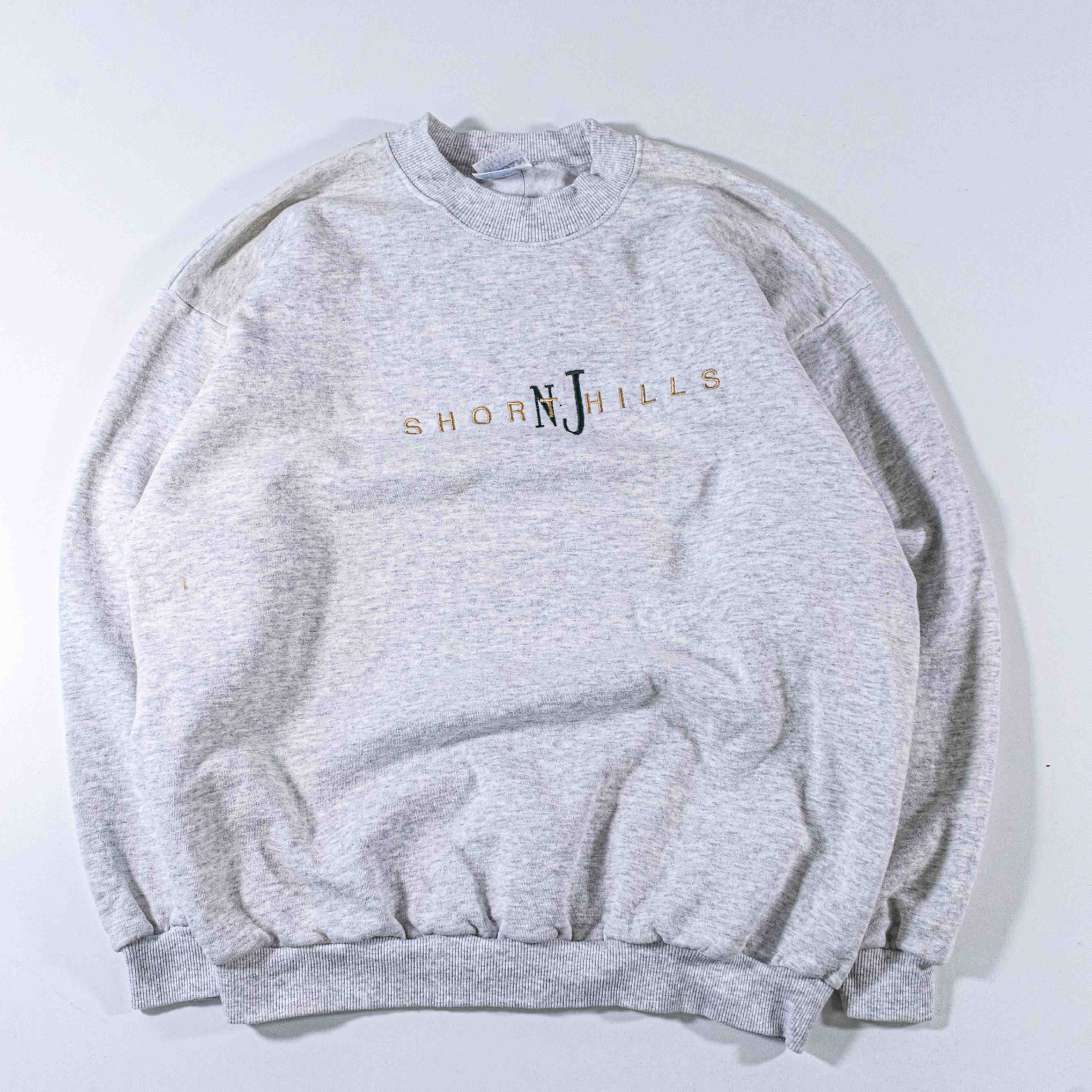 Vintage Vintage Short Hills NJ Embroidered Sweatshirt 90s New Jersey Size US XL / EU 56 / 4 - 1 Thumbnail