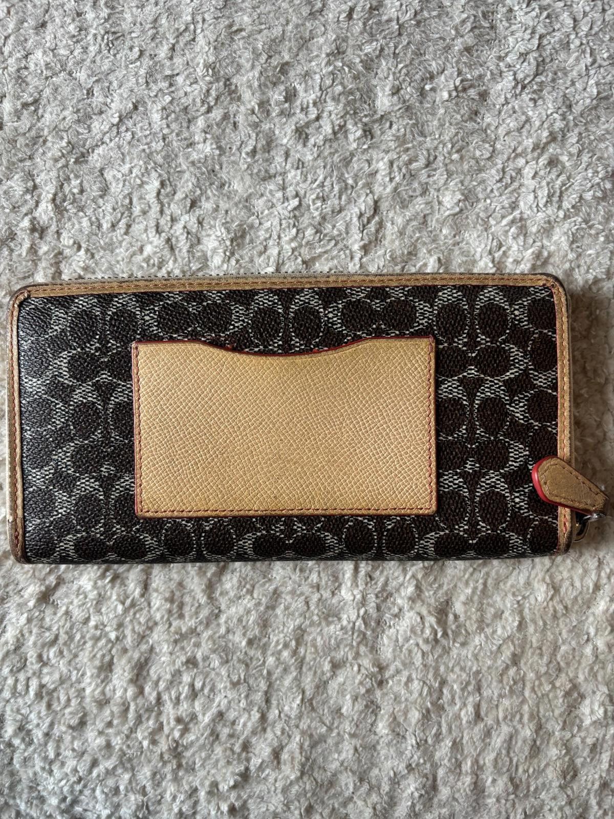 Coach Japan Exclusive: Jacquard Accordian Zip Wallet Size ONE SIZE - 2 Thumbnail