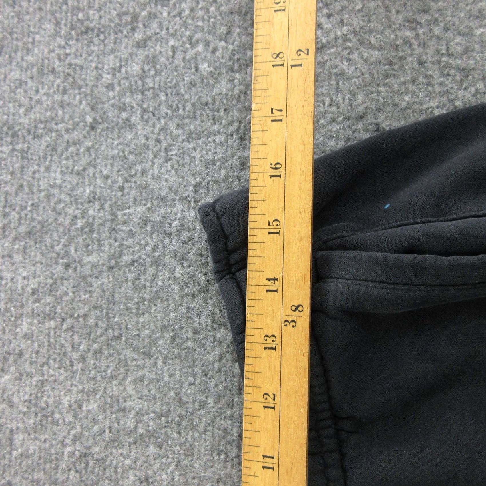 Nike Nike Sweat Shorts Mens Large Black Fleece Drawstring Pockets 10 Inseam Gym Wear Size US 33 - 3 Thumbnail