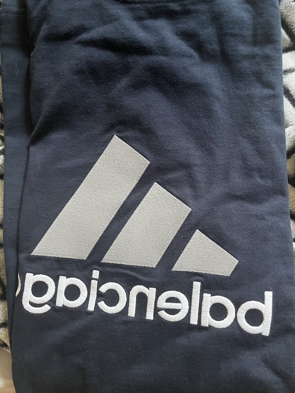 Adidas × Balenciaga Balenciaga X Adidas Oversized T Shirt Size US M / EU 48-50 / 2 - 2 Thumbnail