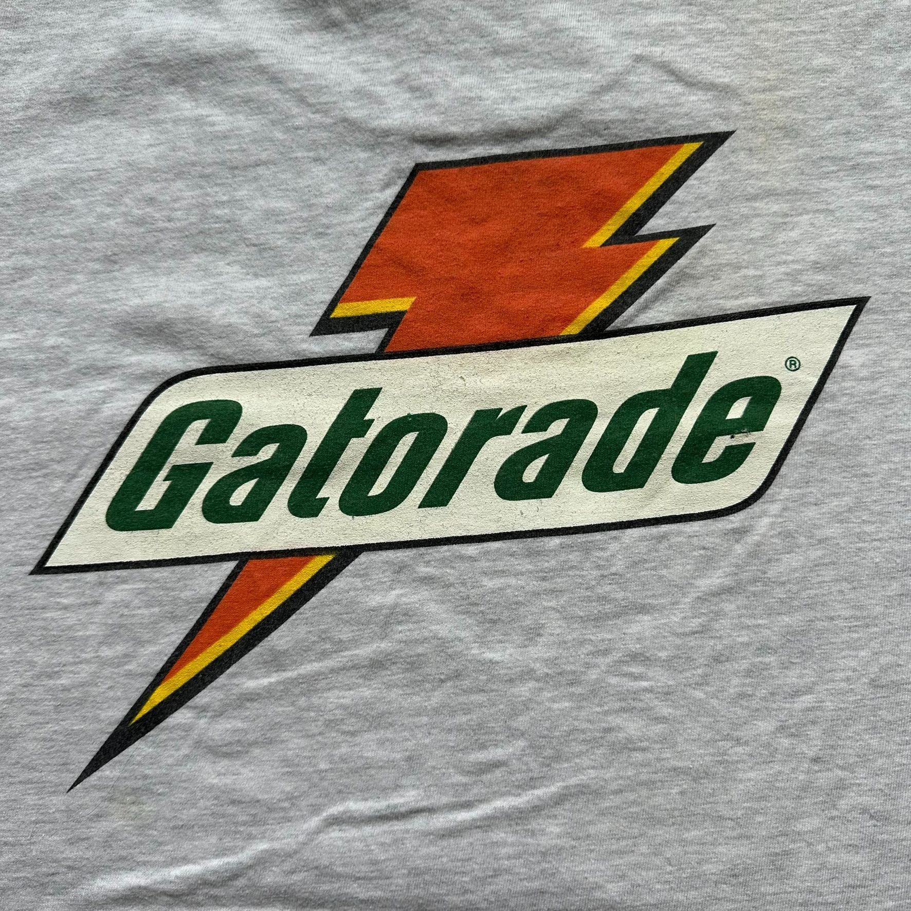 Vintage Vintage Y2K Gatorade Logo T-Shirt Gray Size US XL / EU 56 / 4 - 2 Thumbnail