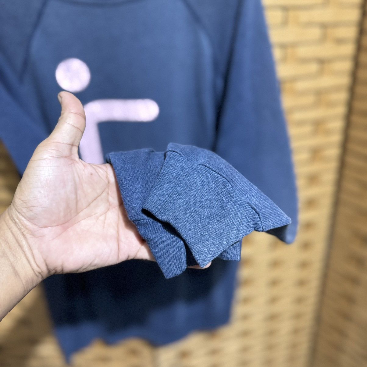 Hanes Vintage Hanes Half Man Logo Sweatshirt Size US L / EU 52-54 / 3 - 6 Thumbnail