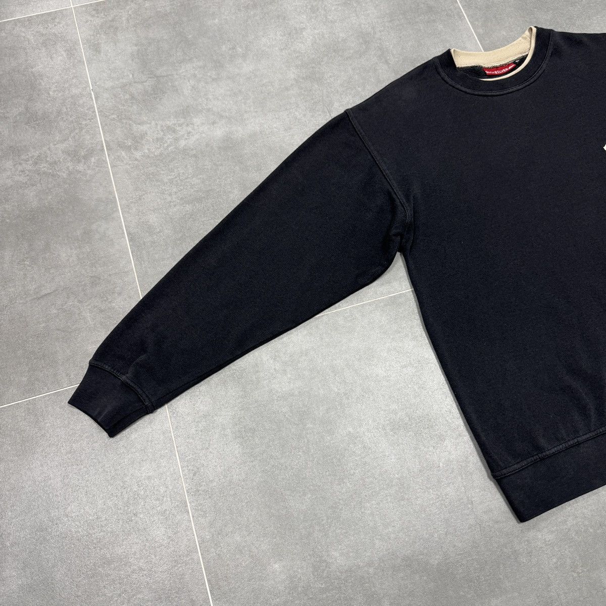 Quiksilver × Vintage Vintage Quiksilver Velour Logo Sweatshirt Size S Size US S / EU 44-46 / 1 - 5 Thumbnail