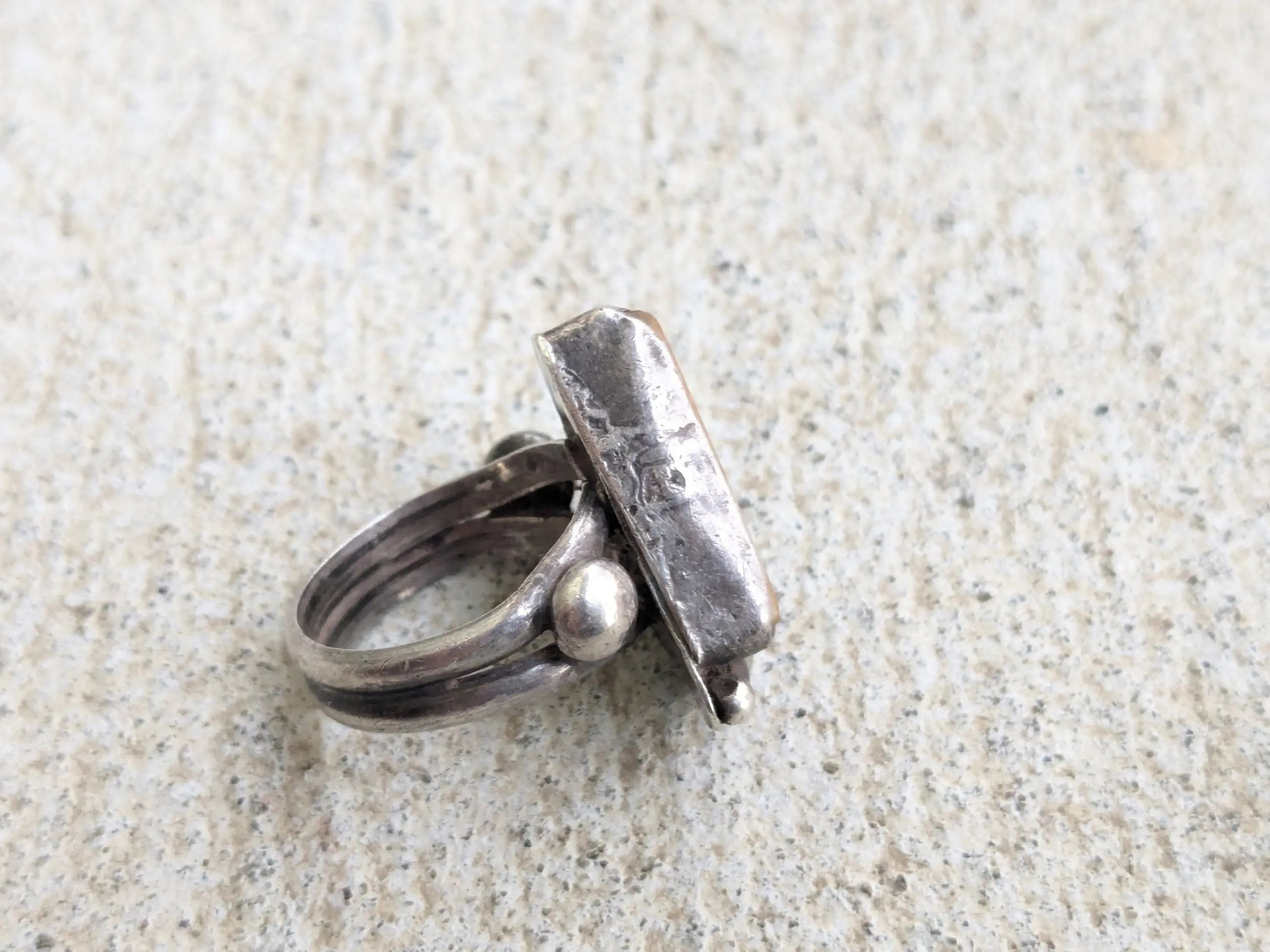 Sterling Silver Vintage Sterling Silver Ring Brown Agate Triangle Modern Size ONE SIZE - 7 Thumbnail