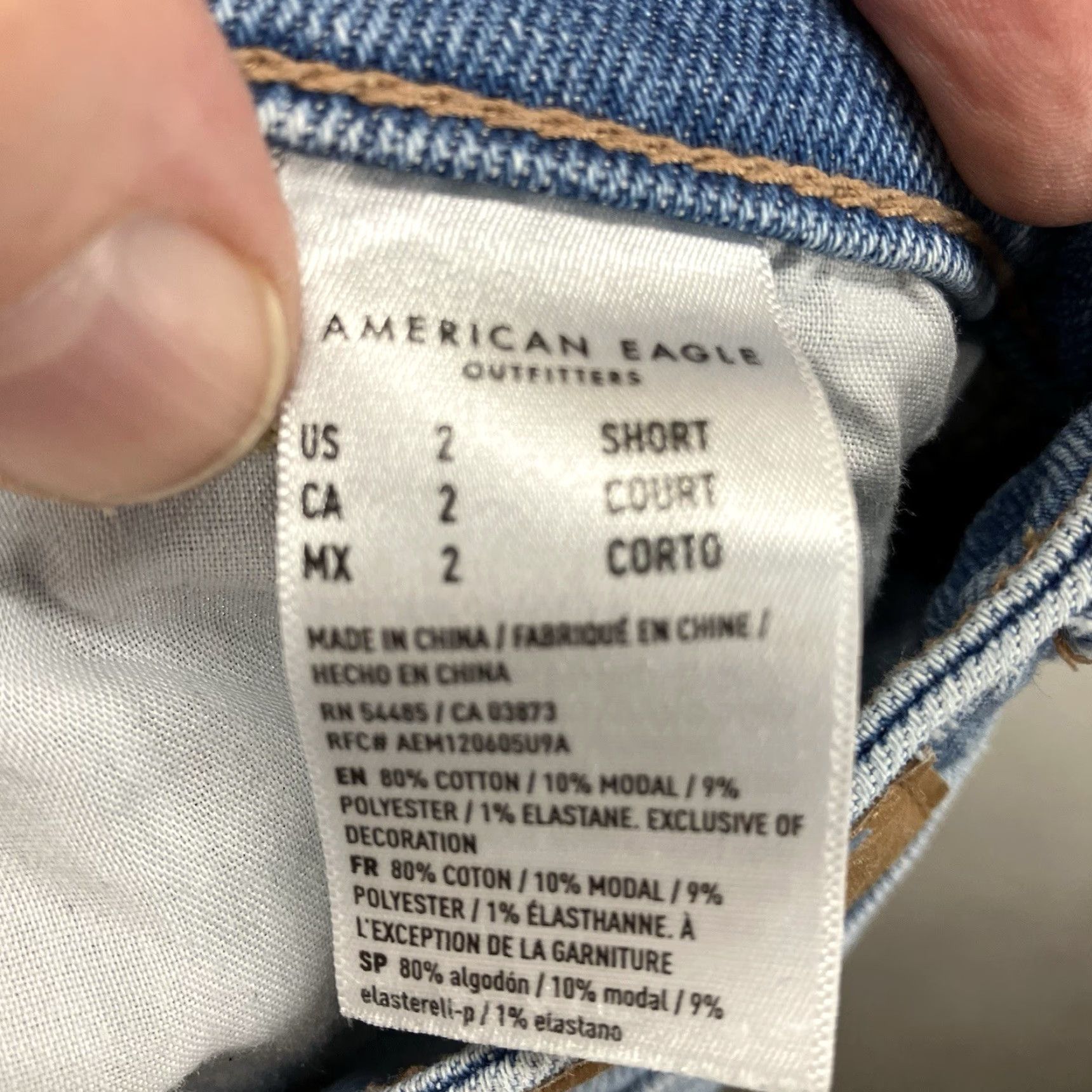 Vintage Women's American Eagle Stretch Mom Jean Size 2 Short 28x26 Distressed Blue Denim Size 26" / US 2 / IT 38 - 2 Thumbnail