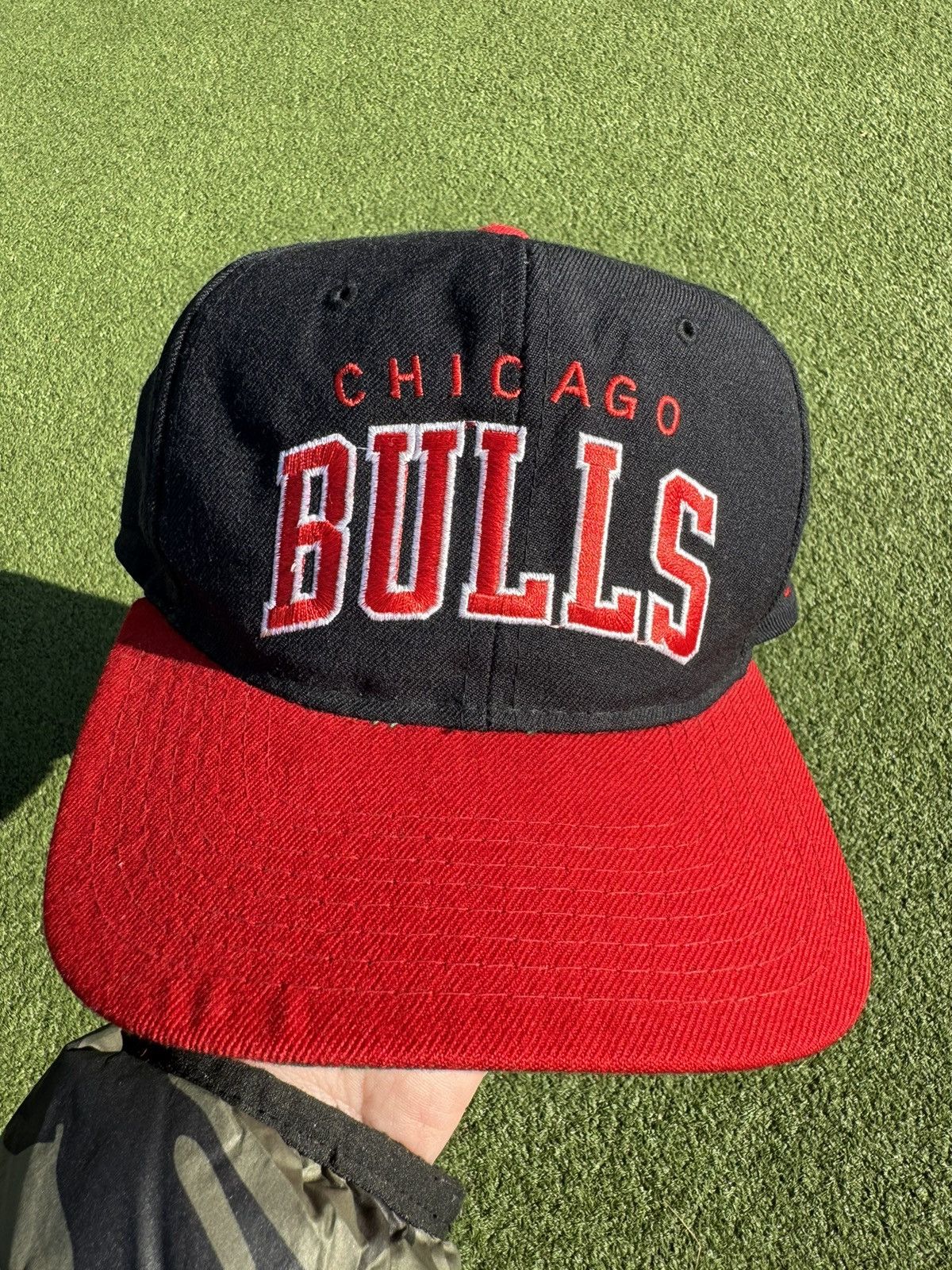 Chicago Bulls Hat Starter 1990 s Vintage Starter Chicago Bulls Arch Snapback Grailed