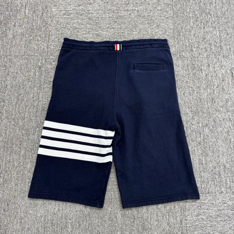 Thom Browne Thom Browne size3 Striped shorts Size US 27 - 5 Thumbnail