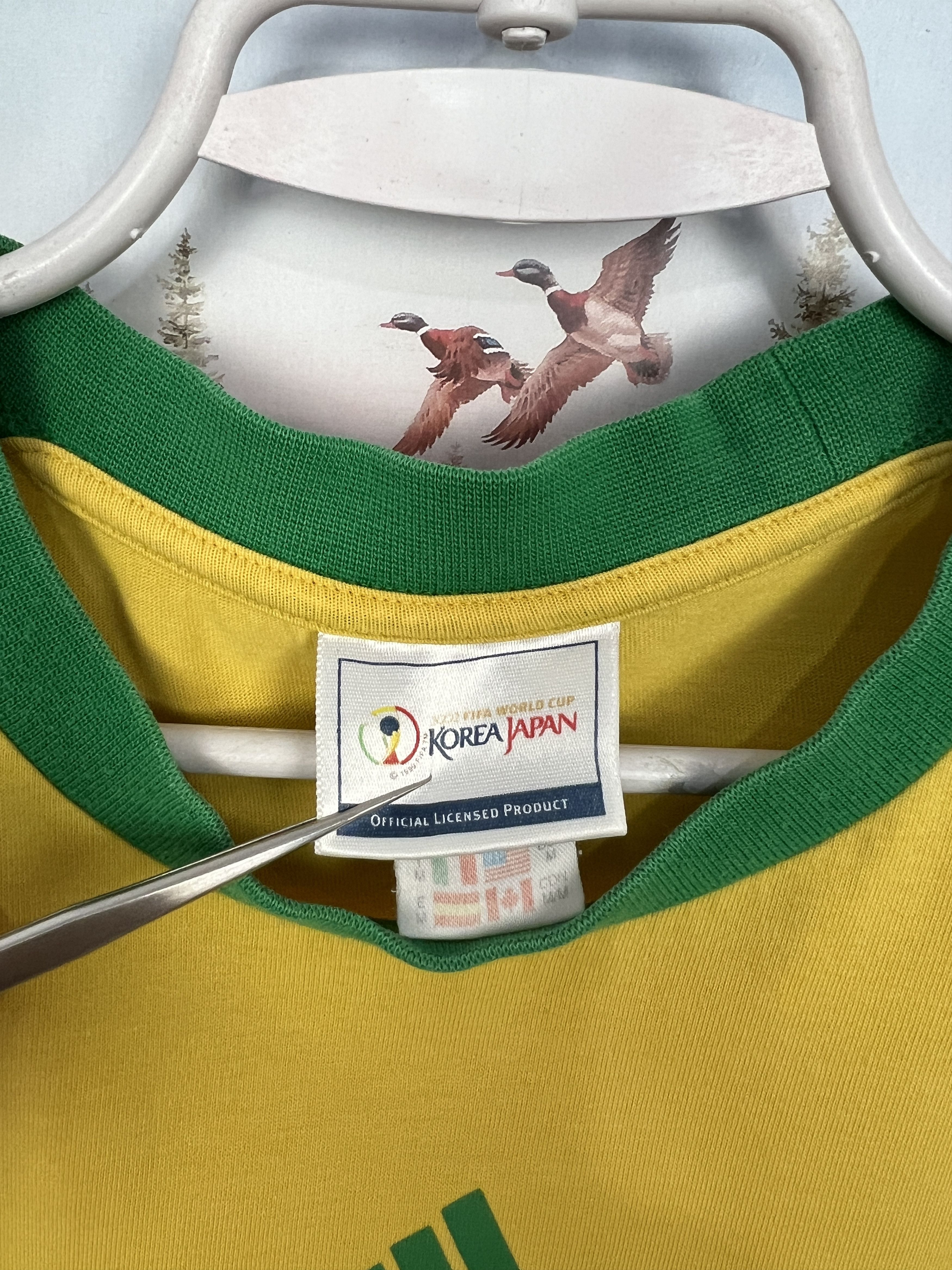 Adidas Vintage Adidas Brazil World Cup Football #10 Ronaldinho Size US M / EU 48-50 / 2 - 6 Thumbnail