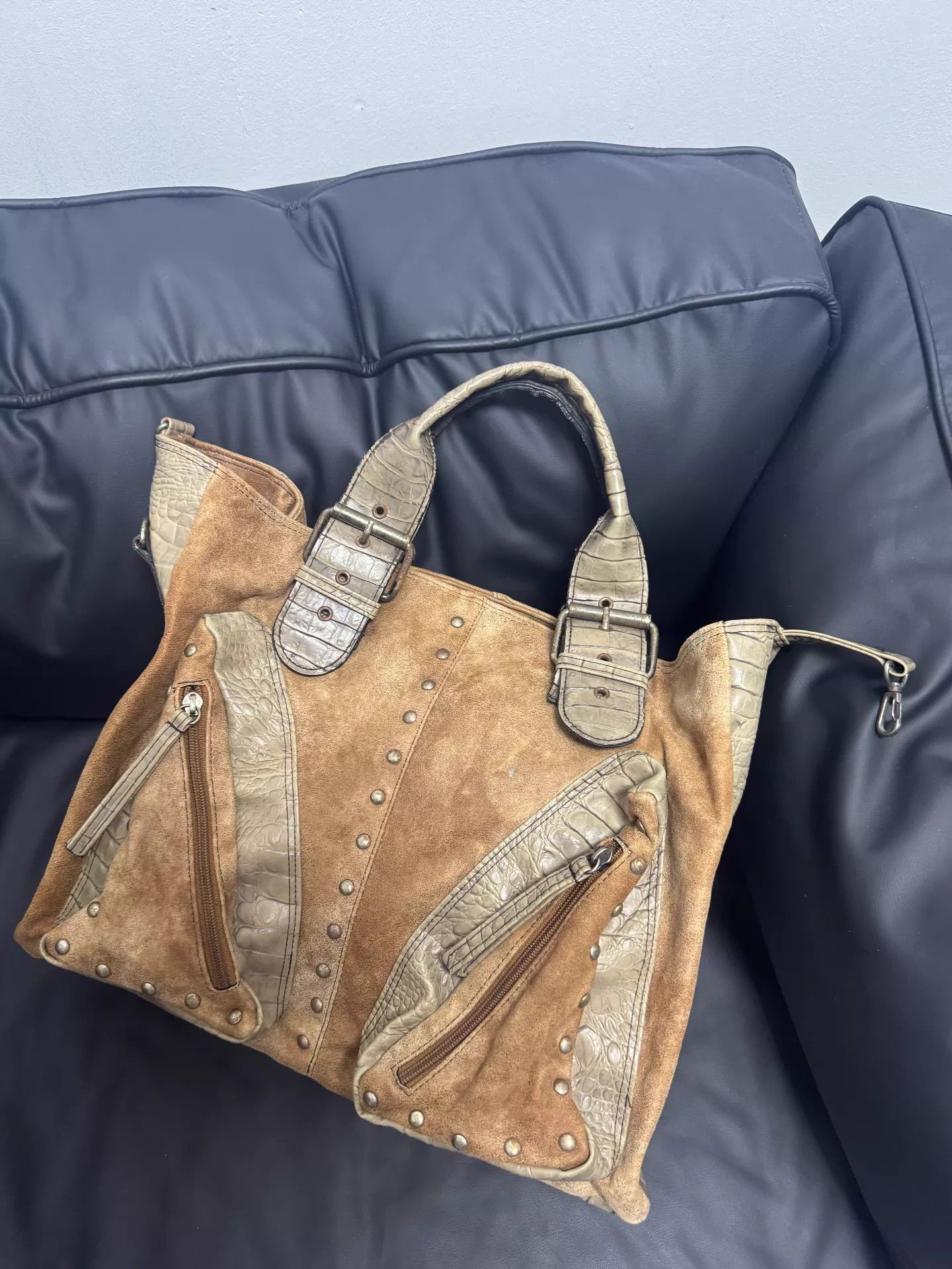 Dolce & Gabbana D&G Crocodile Embossed Suede Leather Tote Bag Large Capacity Size ONE SIZE - 4 Thumbnail