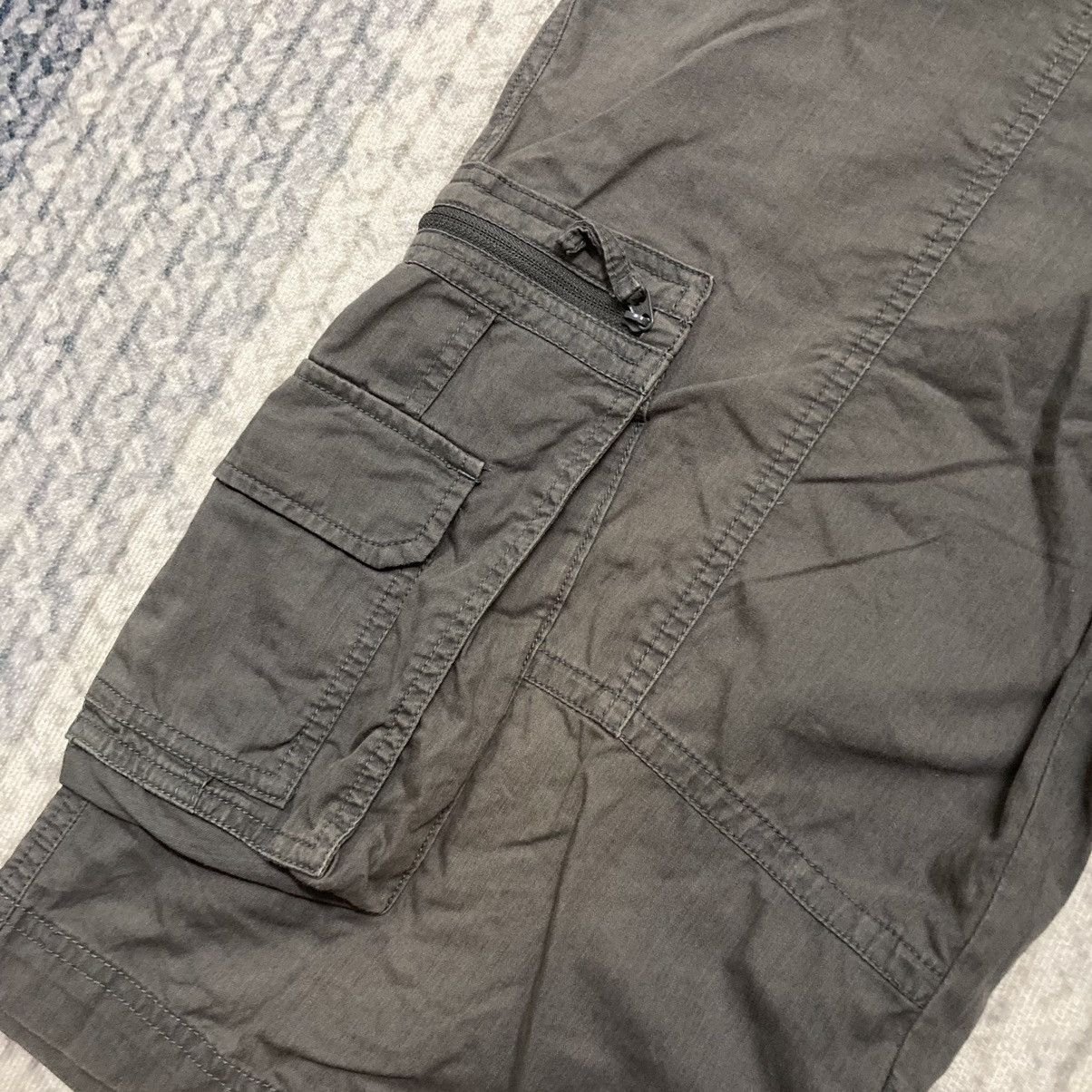 The North Face Faded & Distressed The North Face Tactical Cargo Shorts Size US 32 / EU 48 - 4 Thumbnail