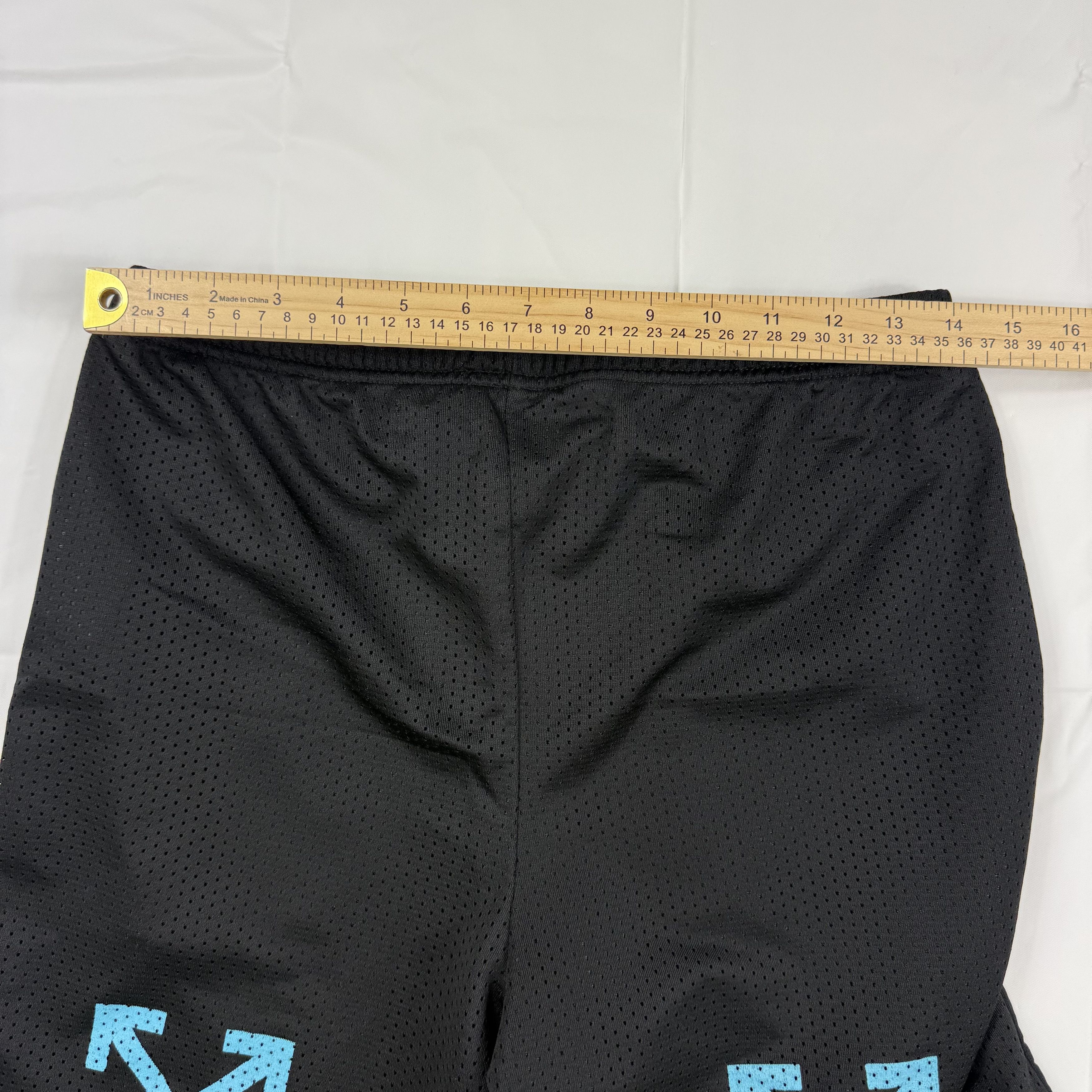 Off-White Off-White Mens Black Gradient Arrow Mesh Basketball Shorts Size US 29 - 9 Thumbnail