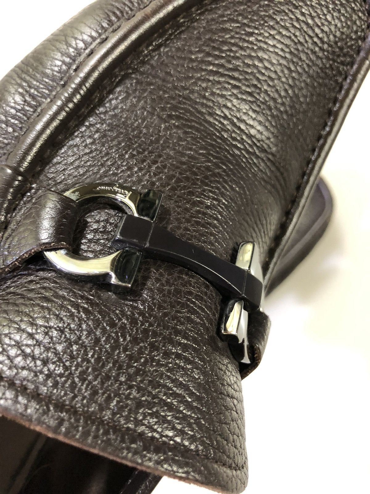 Salvatore Ferragamo Salvatore Ferragamo 🇮🇹 Dk Brown Leather Gancini Bit Loafers 8 Size US 7.5 / EU 40-41 - 2 Thumbnail