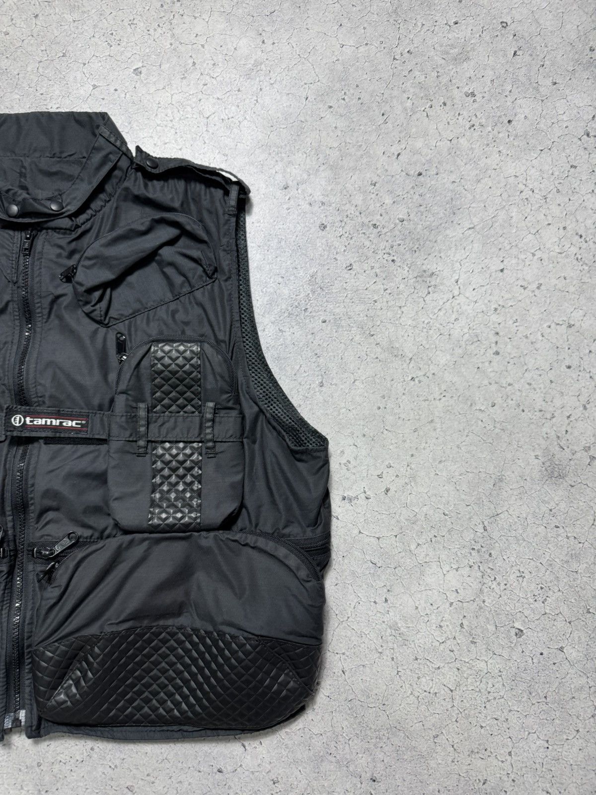 Japanese Brand Multi Pocket Parachute Vest Avant Garde Tactical Size US L / EU 52-54 / 3 - 4 Thumbnail