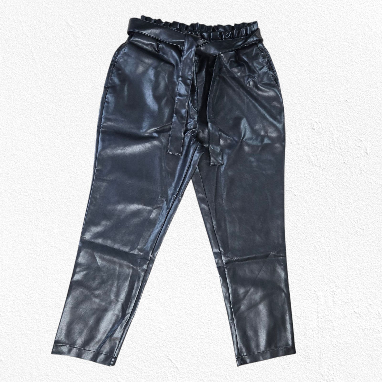 Other Black Faux Leather High Rise Straight Pants Size Medium Size 30" / US 8 / IT 44 - 5 Thumbnail