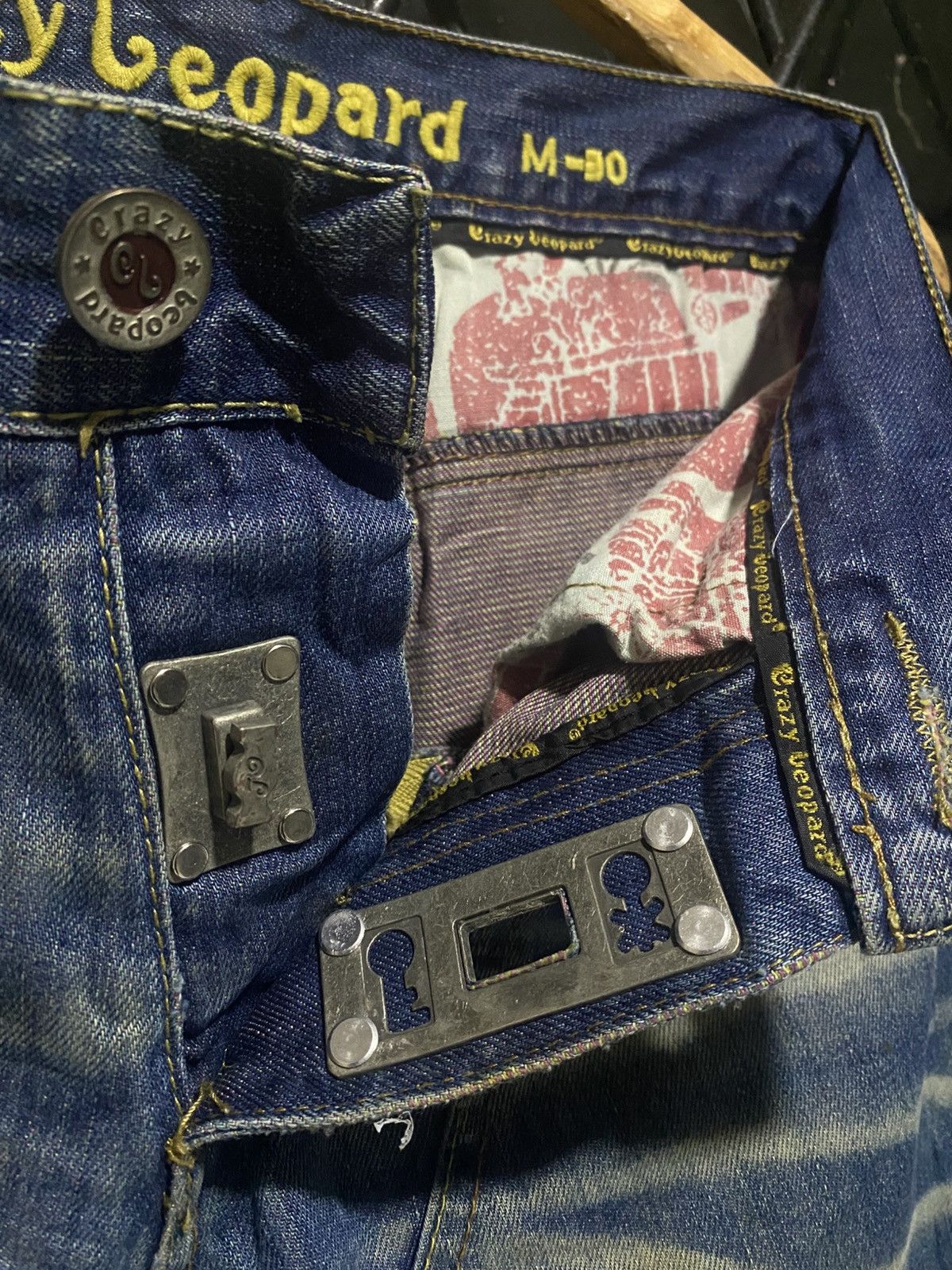 Japanese Brand Rare 🔥 Crazy Leopard Embroidred Denim Size US 31 - 6 Thumbnail