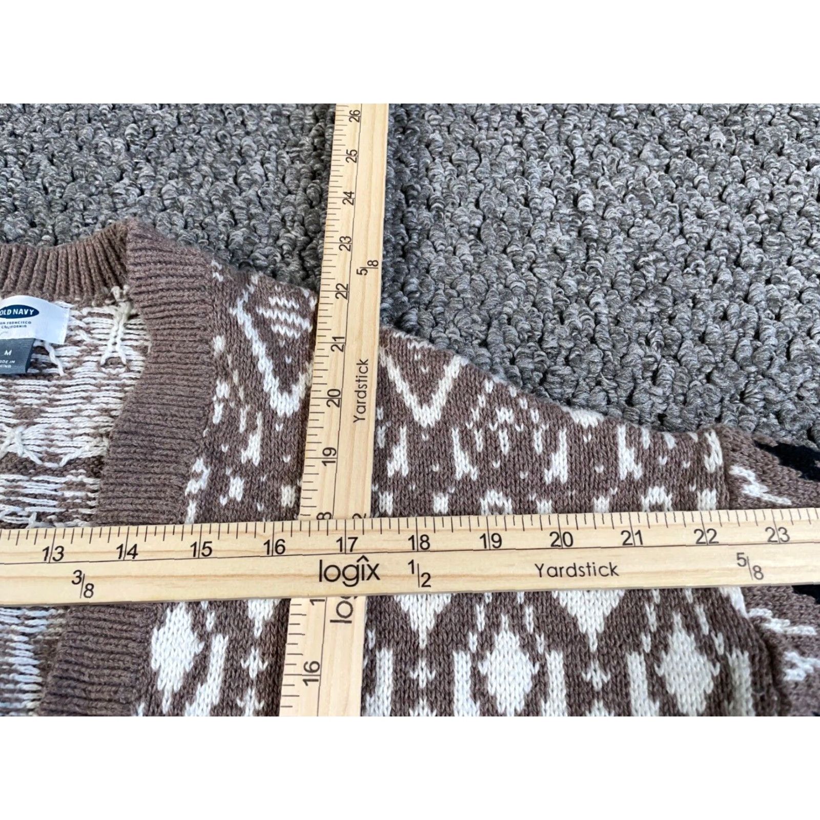 Old Navy Retro Ski Style Cardigan Women's Medium Brown Black Geometric Pattern Sweater Size M / US 6-8 / IT 42-44 - 6 Thumbnail