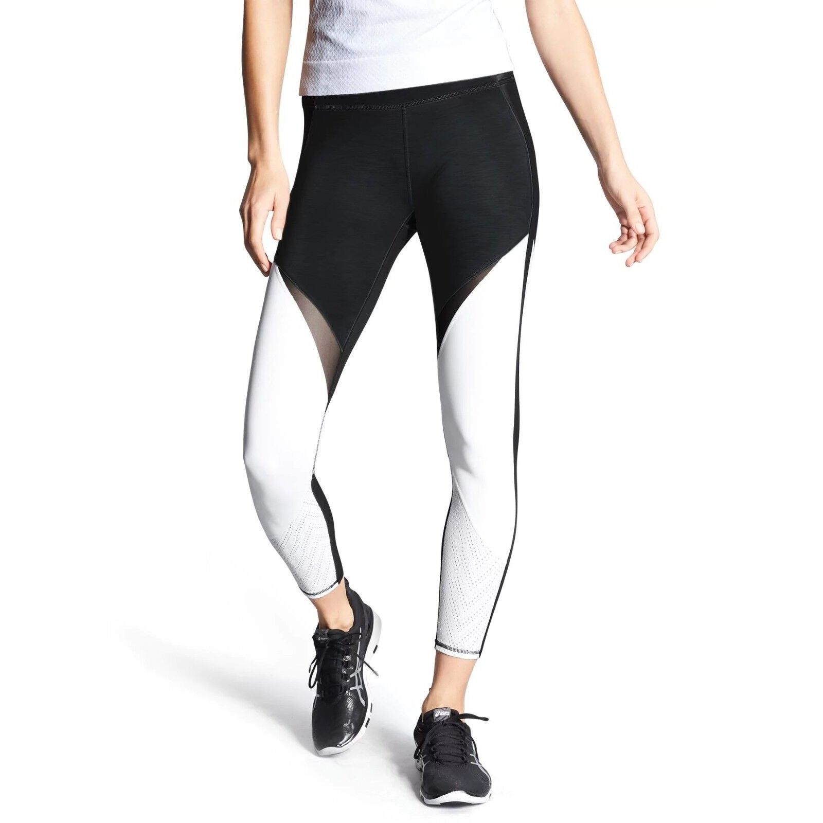 Athleta Athleta | High Rise Precision 7/8 Tight with Cutouts | Med Size 30" / US 8 / IT 44 - 6 Thumbnail