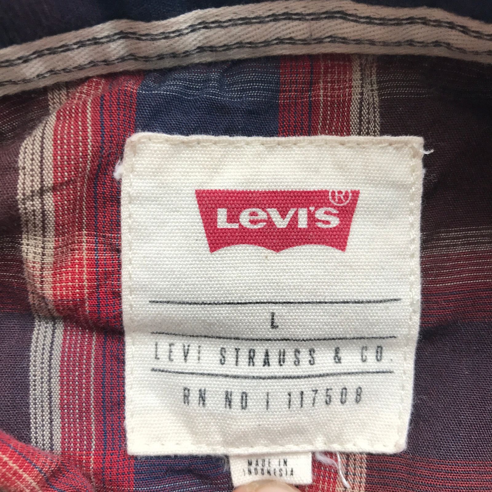 Levi's Levis Strauss & Co. Button Up Shirt Mens Large Plaid Maroon Size US L / EU 52-54 / 3 - 4 Thumbnail