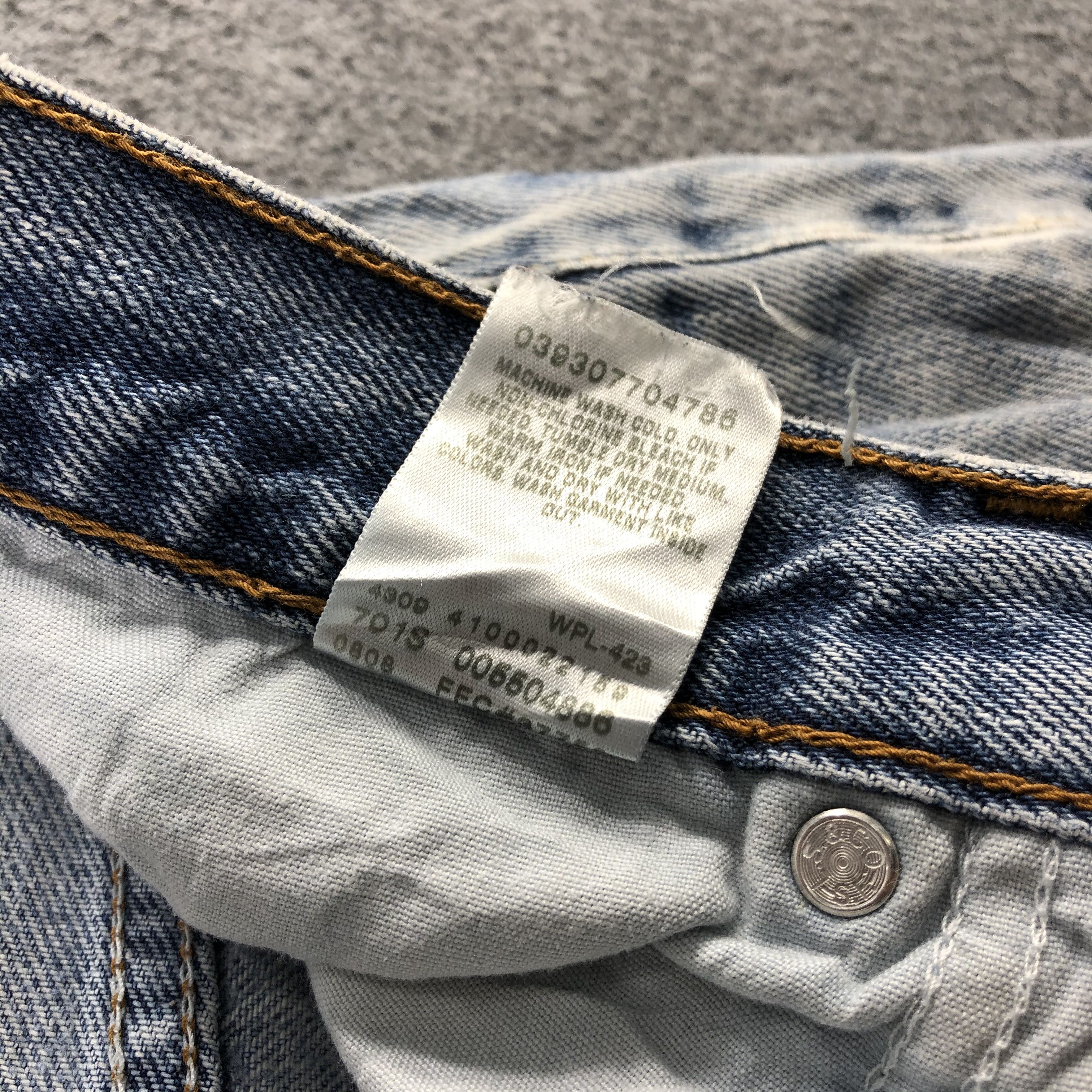 Levi's × Vintage Vintage Levis Jeans Lot 550-JM978 Size US 31 - 12 Thumbnail