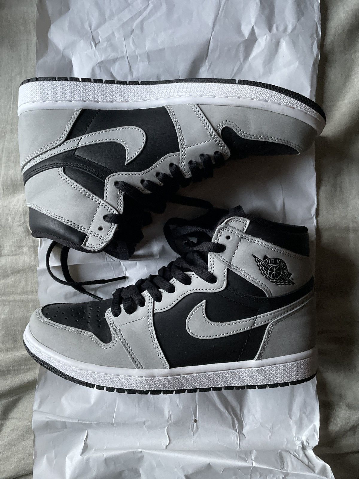 Jordan Brand × Nike Jordan 1 Retro High shadow 2.0 Size US 8 / EU 41 - 1 Thumbnail