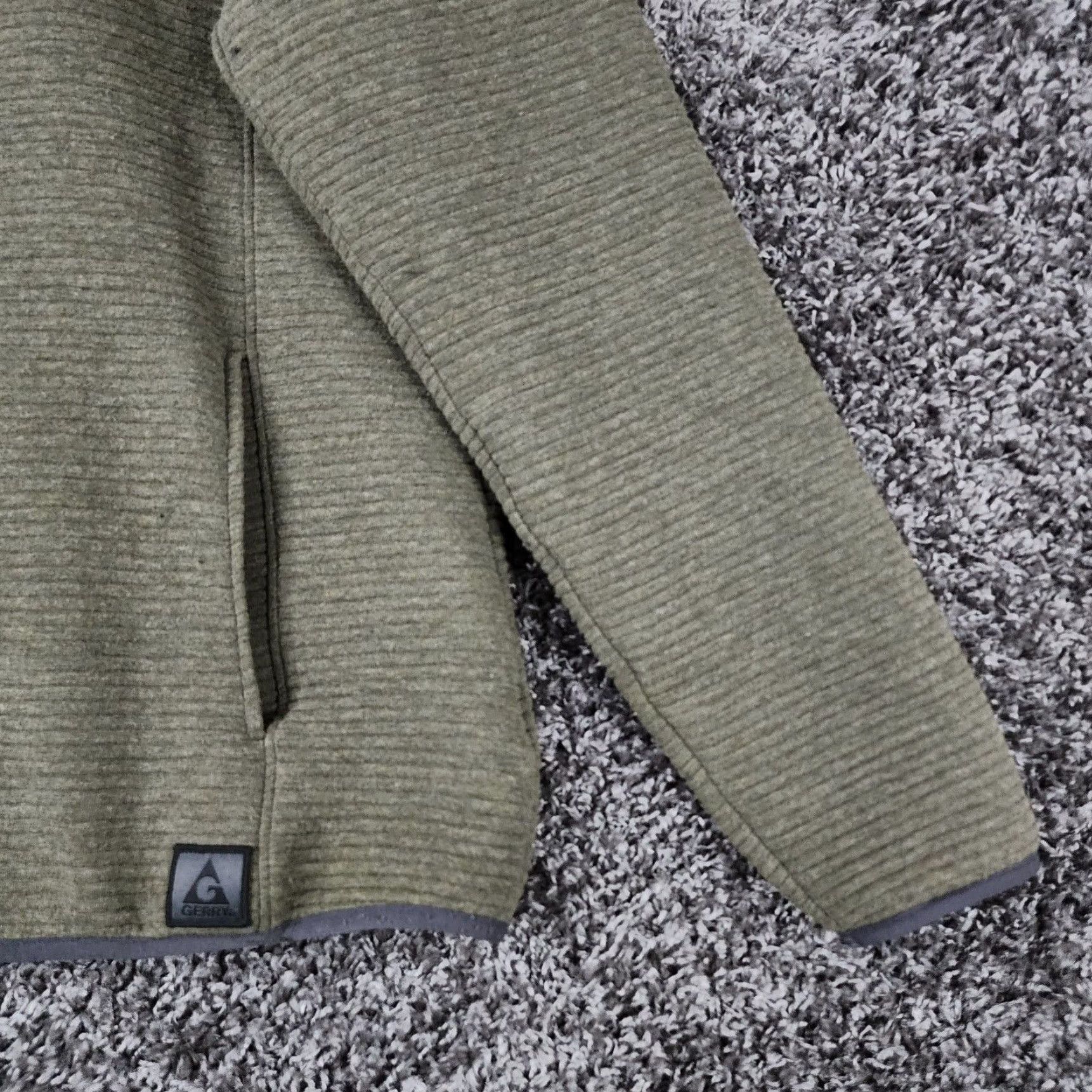 Vintage Gerry Mens Green Long Sleeve Pullover Sweater XL Size US XL / EU 56 / 4 - 2 Thumbnail