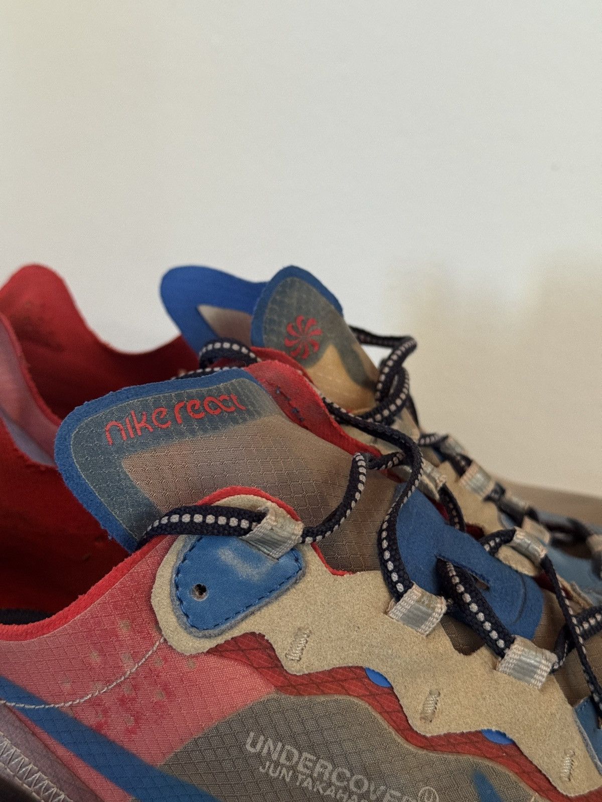 Nike × Undercover React Element 87 in Light Beige Chalk/Signal Blue Size US 11 / EU 44 - 7 Thumbnail