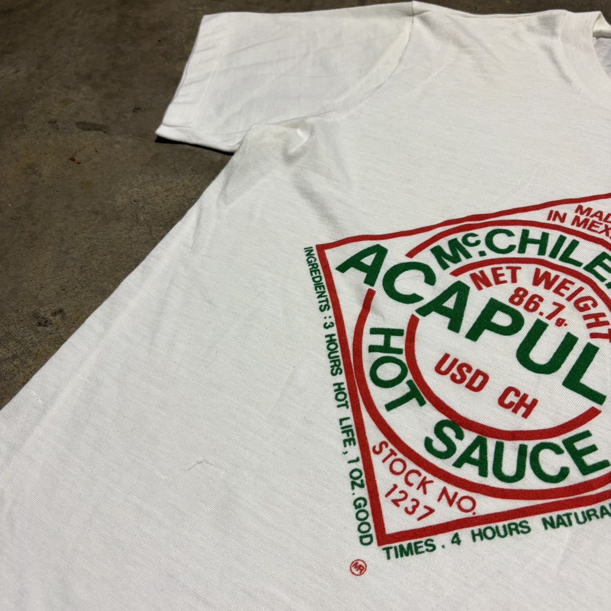 Vintage Vintage Tabasco Hot Sauce Acapulco Mexico Tourist T shirt Size US S / EU 44-46 / 1 - 5 Thumbnail