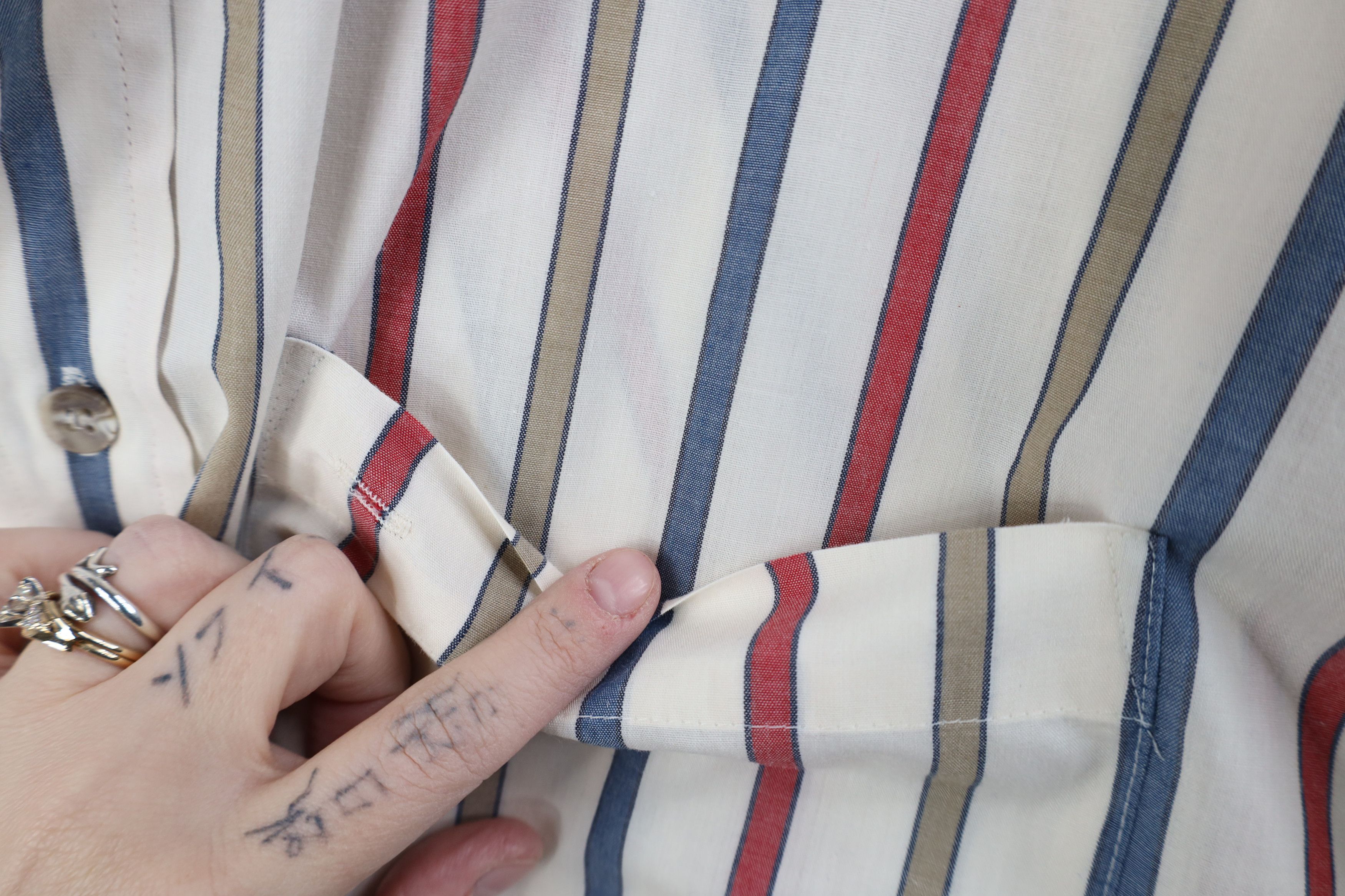 Vintage Vintage 90s Streetwear Short Sleeve Collared Button Shirt Size US XXL / EU 58 / 5 - 4 Thumbnail