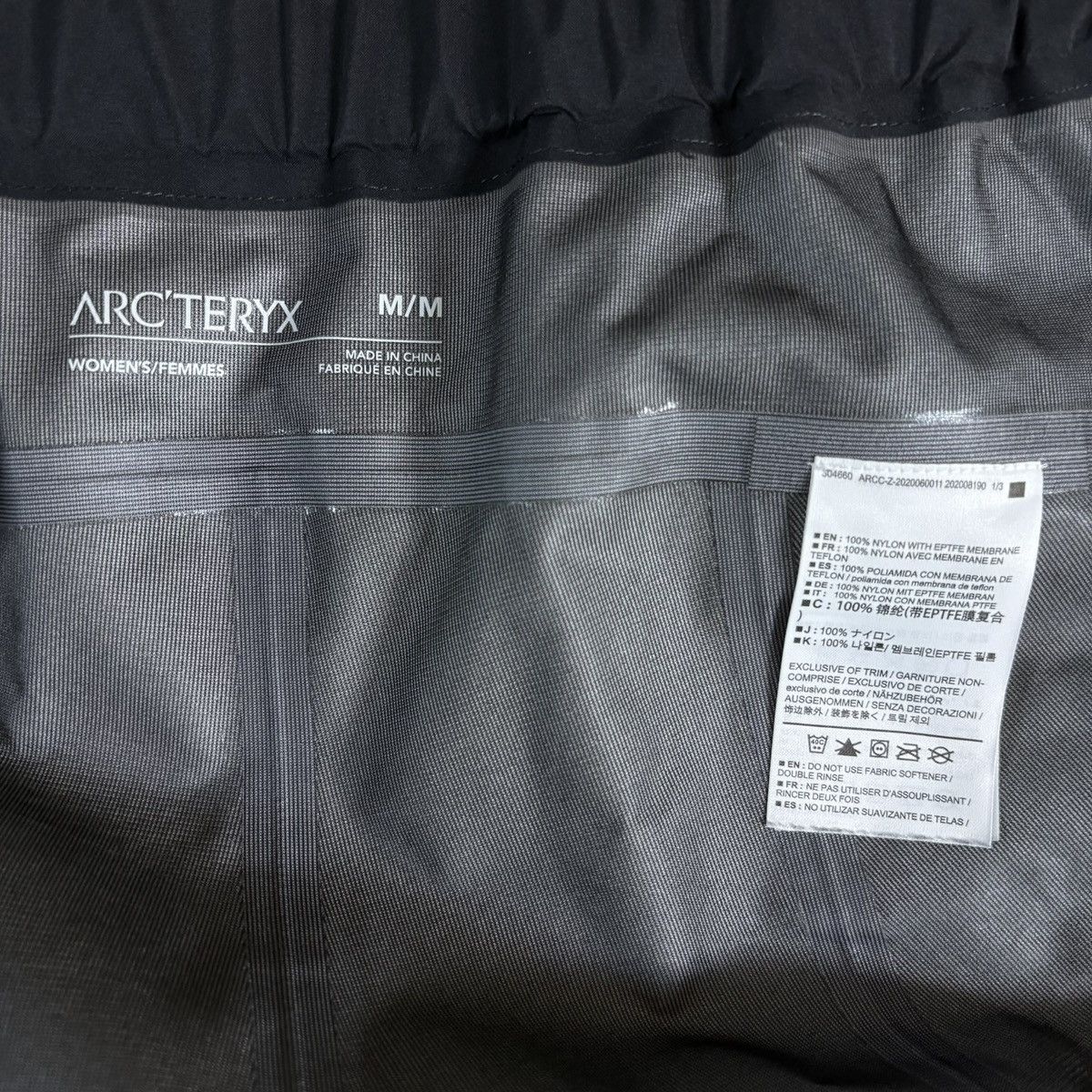 Arc'teryx Arc’teryx Beta AR Gore-Tex Pants Black Size M (Fits 30) Size 30" / US 8 / IT 44 - 6 Thumbnail