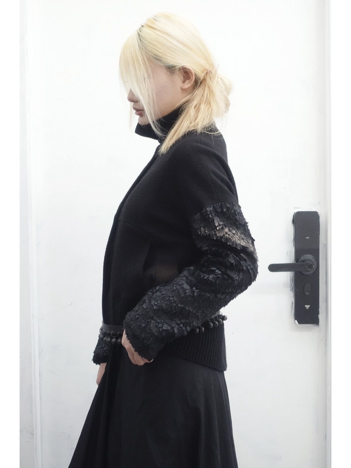 Ann Demeulemeester Ann Demeulemeester | Raven Feather Cropped Jacket Size M / US 6-8 / IT 42-44 - 3 Thumbnail