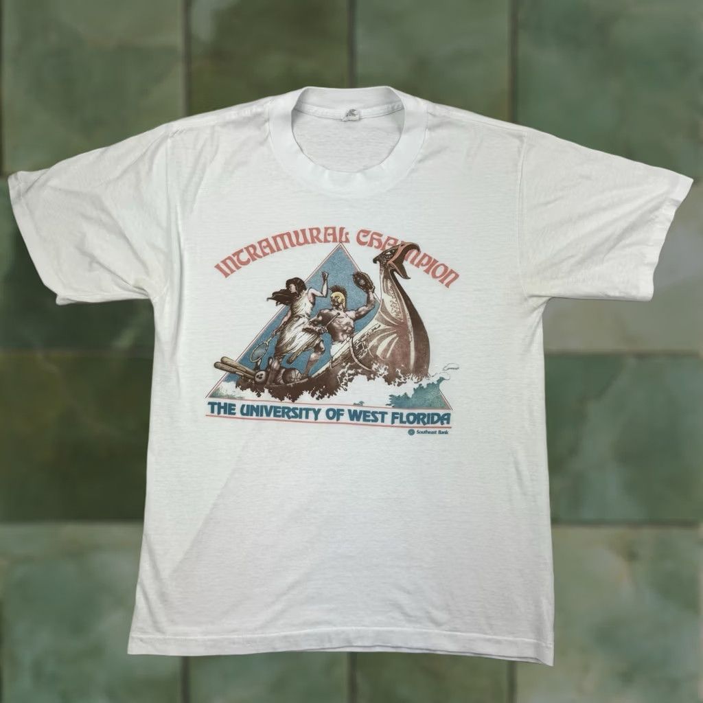 Vintage VINTAGE University Of West Florida Intramural Champion T Shirt Adult Large 80s Size US L / EU 52-54 / 3 - 1 Thumbnail